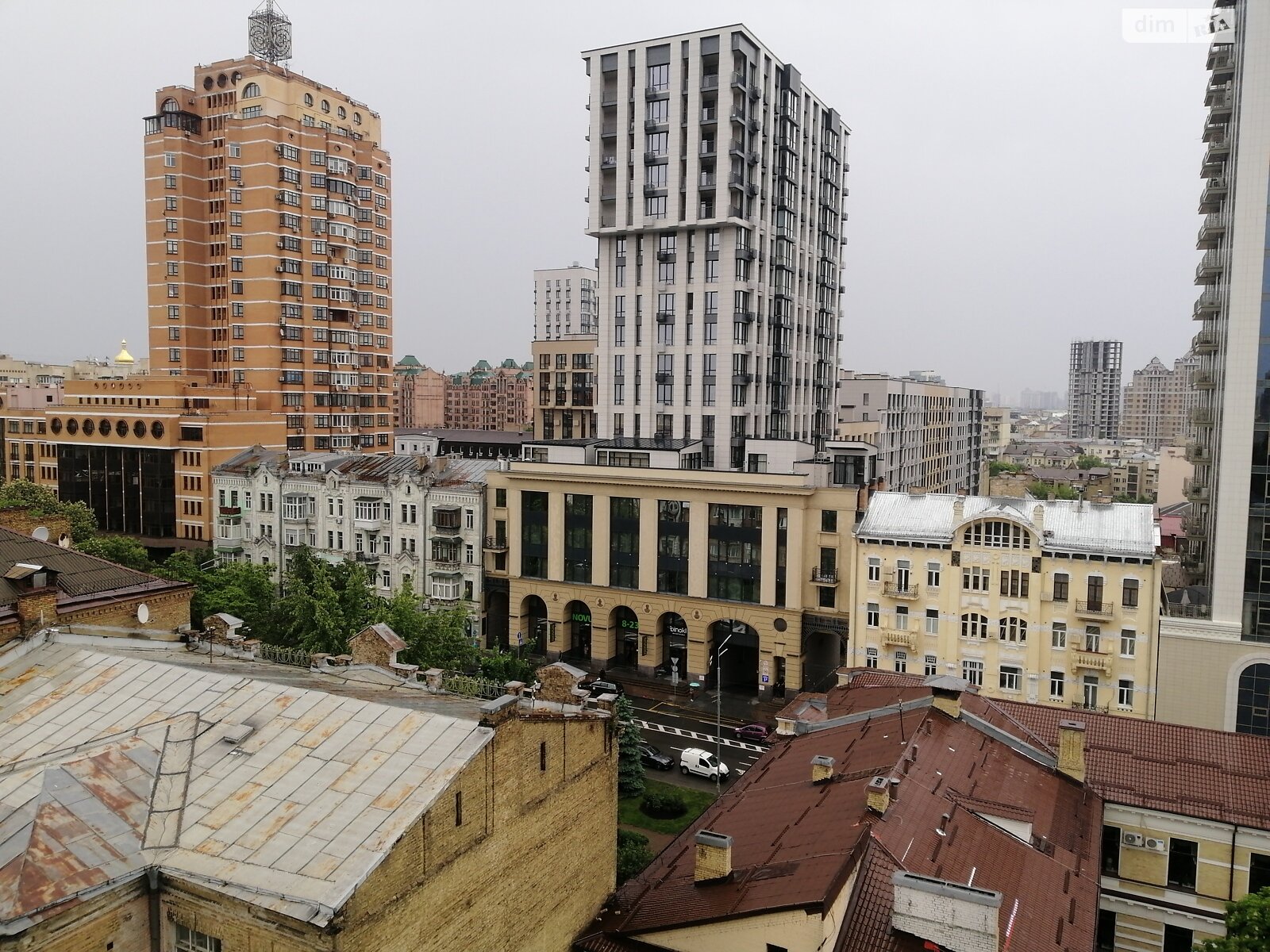 четырехкомнатная квартира в Киеве, район Шевченковский, на ул. Обсерваторная 7 в аренду на долгий срок помесячно фото 1 четырехкомнатная квартира в Киеве, район Шевченковский, на ул. Обсерваторная 7 в аренду на долгий срок помесячно фото 1