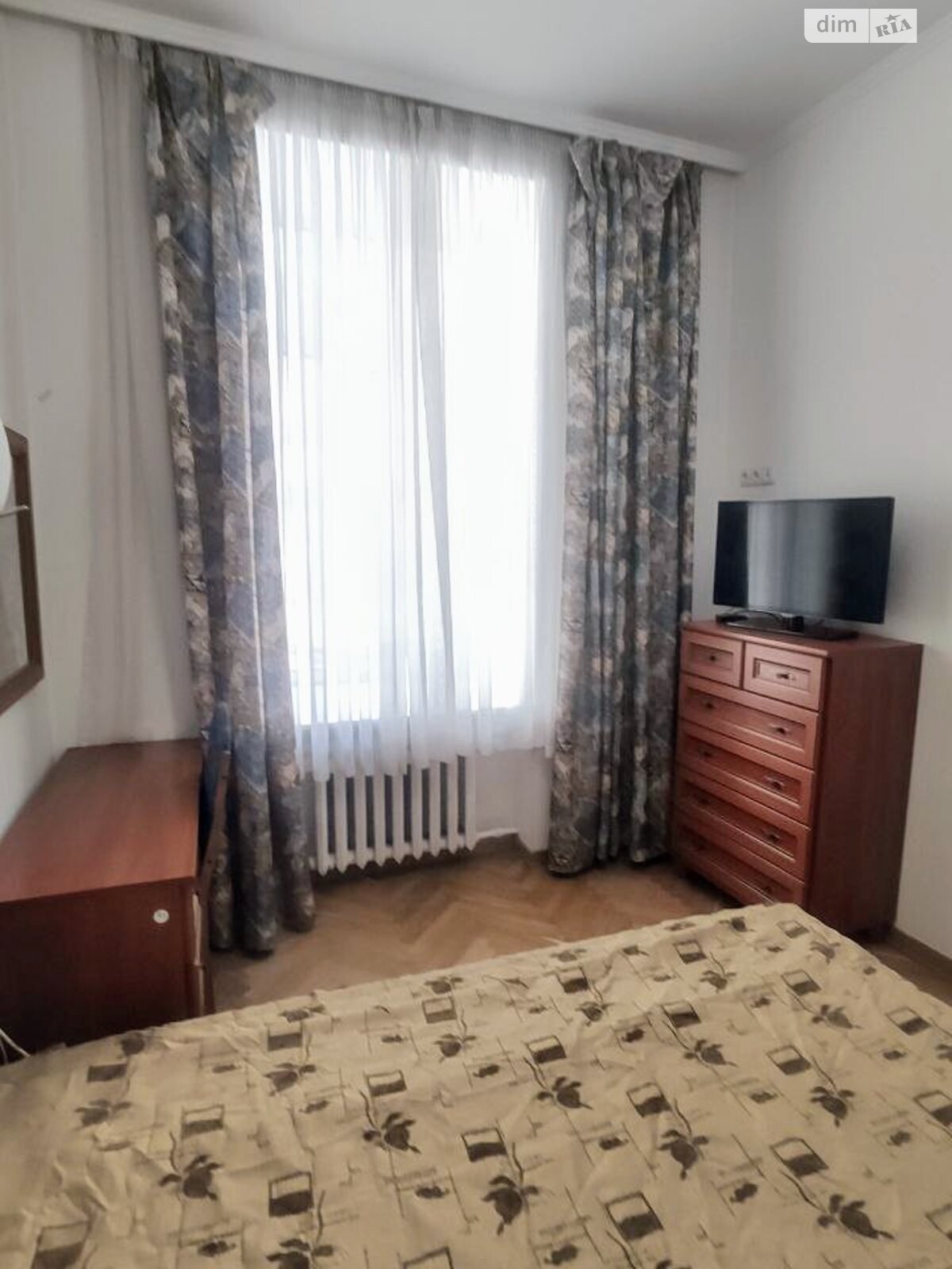 двокімнатна квартира в Києві, район Центр, на вул. Олеся Гончара 32Б в довготривалу оренду помісячно фото 1 двокімнатна квартира в Києві, район Центр, на вул. Олеся Гончара 32Б в довготривалу оренду помісячно фото 1