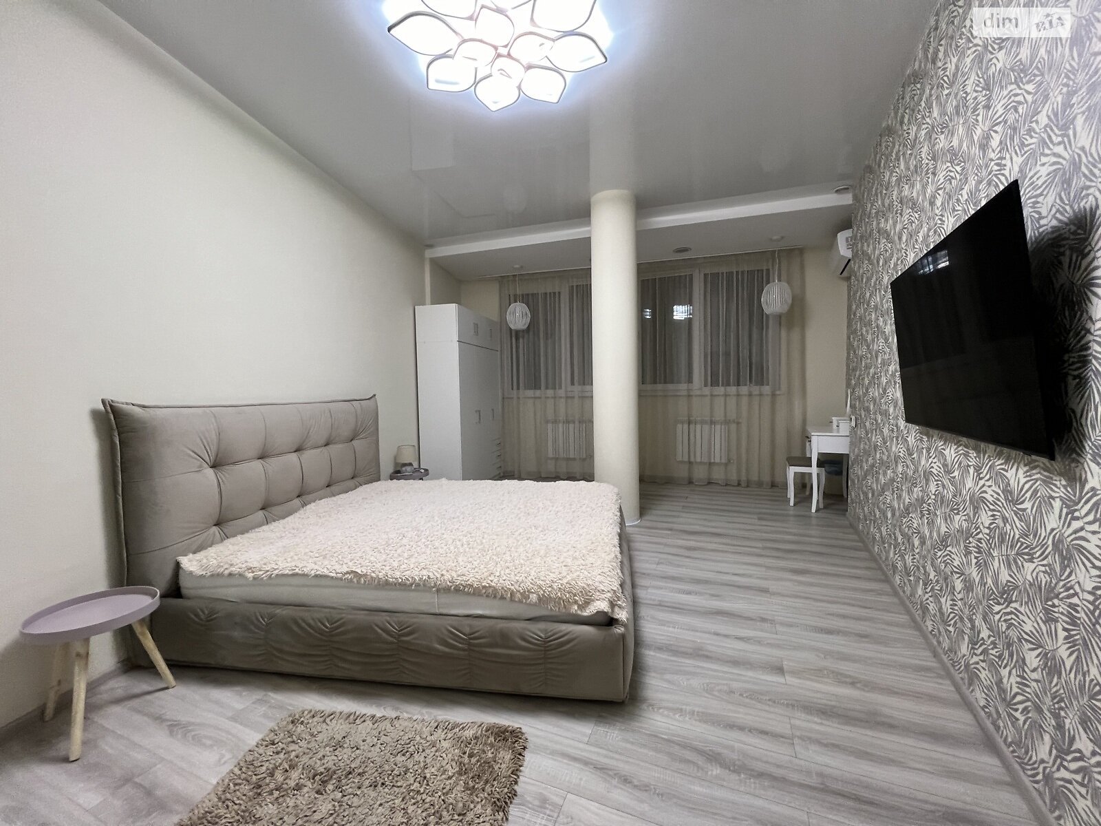 двокімнатна квартира в Києві, район Турецьке містечко, на вул. Федора Ернста 16 в довготривалу оренду помісячно фото 1 двокімнатна квартира в Києві, район Турецьке містечко, на вул. Федора Ернста 16 в довготривалу оренду помісячно фото 1