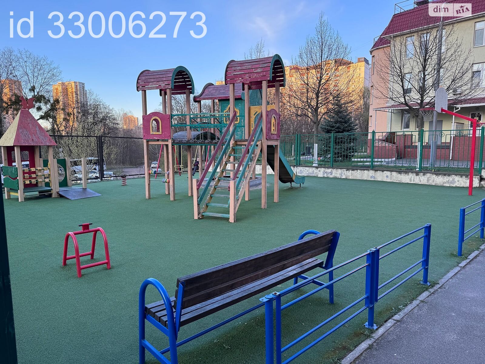 двухкомнатная квартира в Киеве, район Турецкий городок, на ул. Федора Эрнста 8 в аренду на долгий срок помесячно фото 1 двухкомнатная квартира в Киеве, район Турецкий городок, на ул. Федора Эрнста 8 в аренду на долгий срок помесячно фото 1