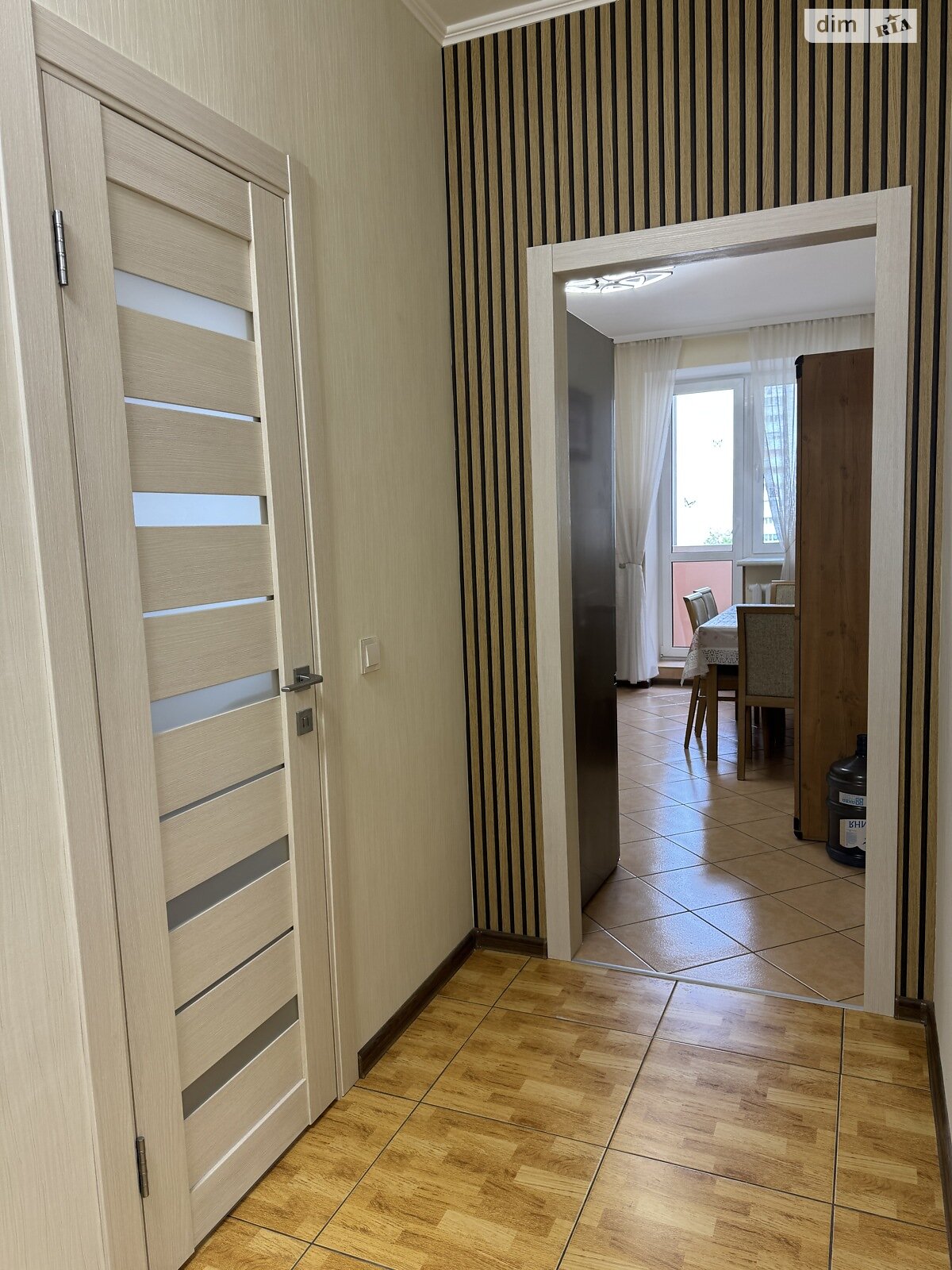 трехкомнатная квартира в Киеве, район Турецкий городок, на ул. Кадетский Гай в аренду на долгий срок помесячно фото 1 трехкомнатная квартира в Киеве, район Турецкий городок, на ул. Кадетский Гай в аренду на долгий срок помесячно фото 1