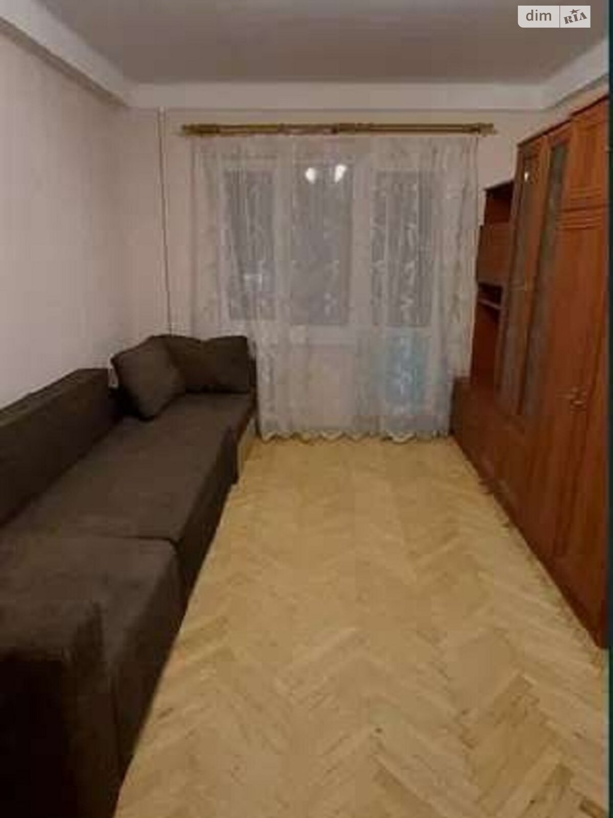 трикімнатна квартира в Києві, район Вітряні Гори, на пров. Кузьми Скрябіна в довготривалу оренду помісячно фото 1 трикімнатна квартира в Києві, район Вітряні Гори, на пров. Кузьми Скрябіна в довготривалу оренду помісячно фото 1
