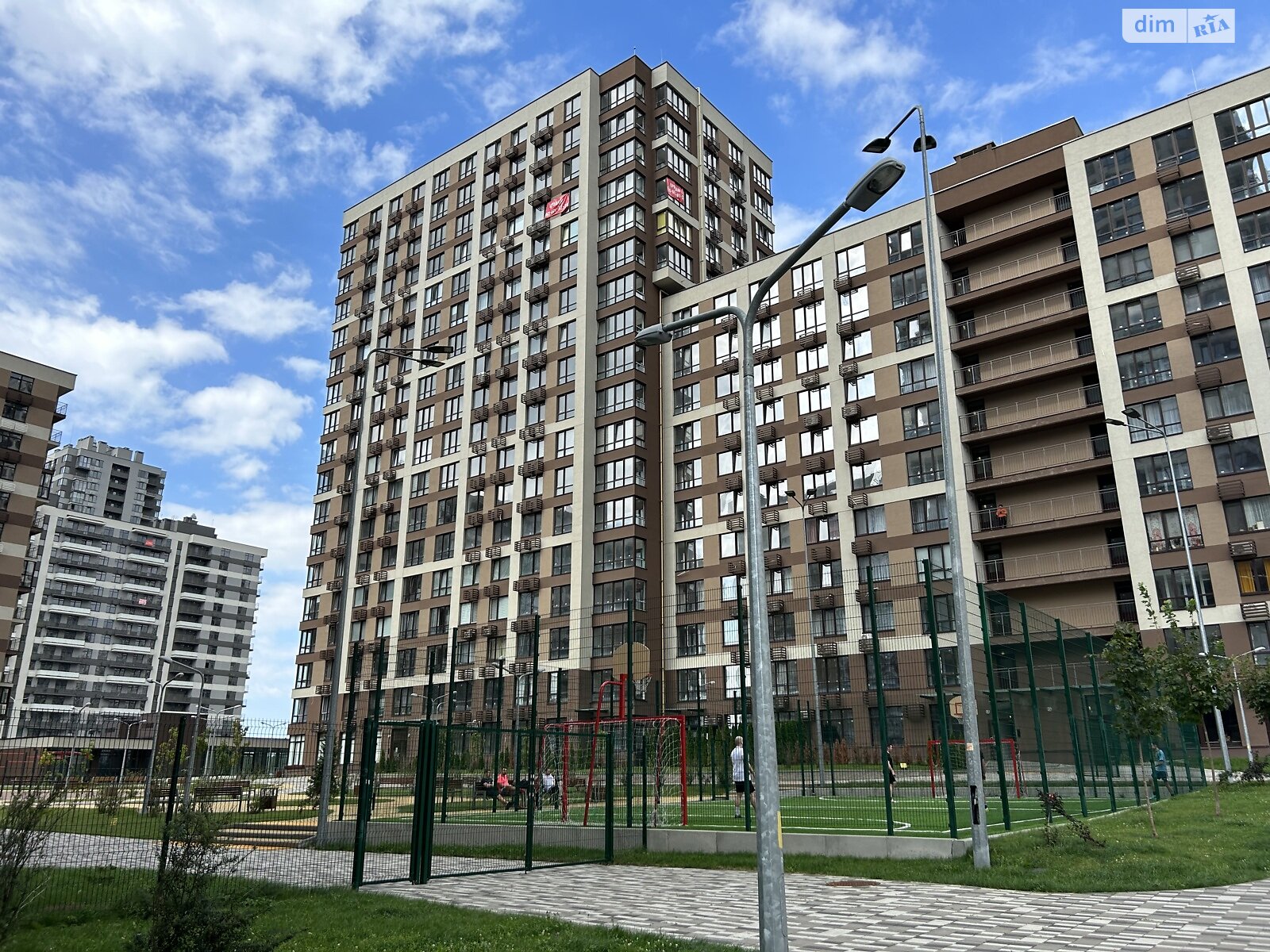 двухкомнатная квартира в Киеве, район Виноградарь, на ул. Александра Олеся 2В в аренду на долгий срок помесячно фото 1 двухкомнатная квартира в Киеве, район Виноградарь, на ул. Александра Олеся 2В в аренду на долгий срок помесячно фото 1