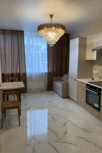 однокімнатна квартира в Києві, район Виноградар, на вул. Олександра Олеся 17 в довготривалу оренду помісячно фото 2
