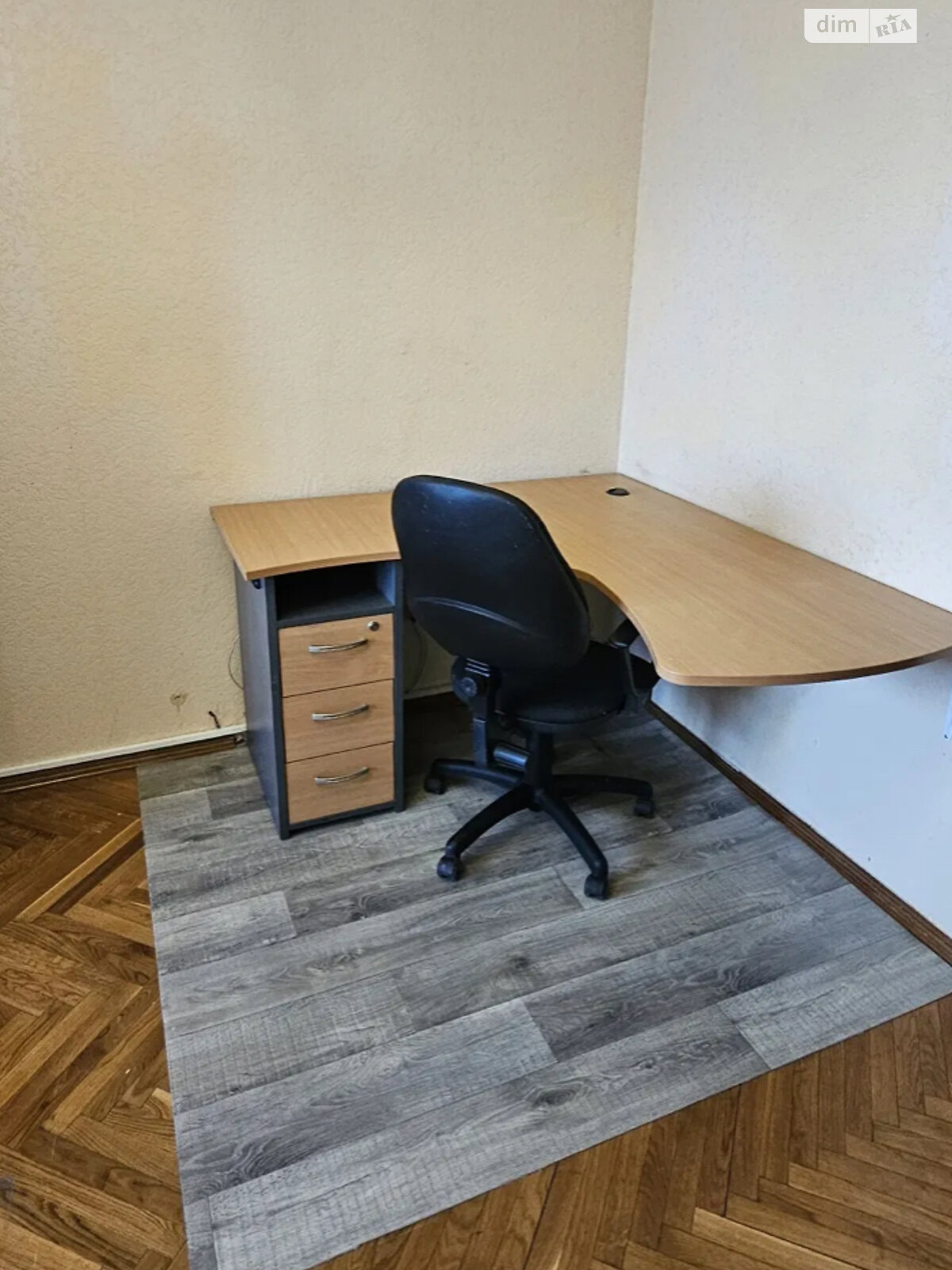 двокімнатна квартира без меблів в Києві, район Виноградар, на просп. Європейського Союзу 10А в довготривалу оренду помісячно фото 1 двокімнатна квартира без меблів в Києві, район Виноградар, на просп. Європейського Союзу 10А в довготривалу оренду помісячно фото 1