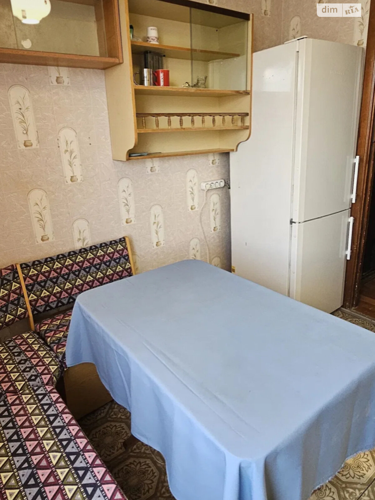 двокімнатна квартира без меблів в Києві, район Виноградар, на просп. Європейського Союзу 10А в довготривалу оренду помісячно фото 1 двокімнатна квартира без меблів в Києві, район Виноградар, на просп. Європейського Союзу 10А в довготривалу оренду помісячно фото 1