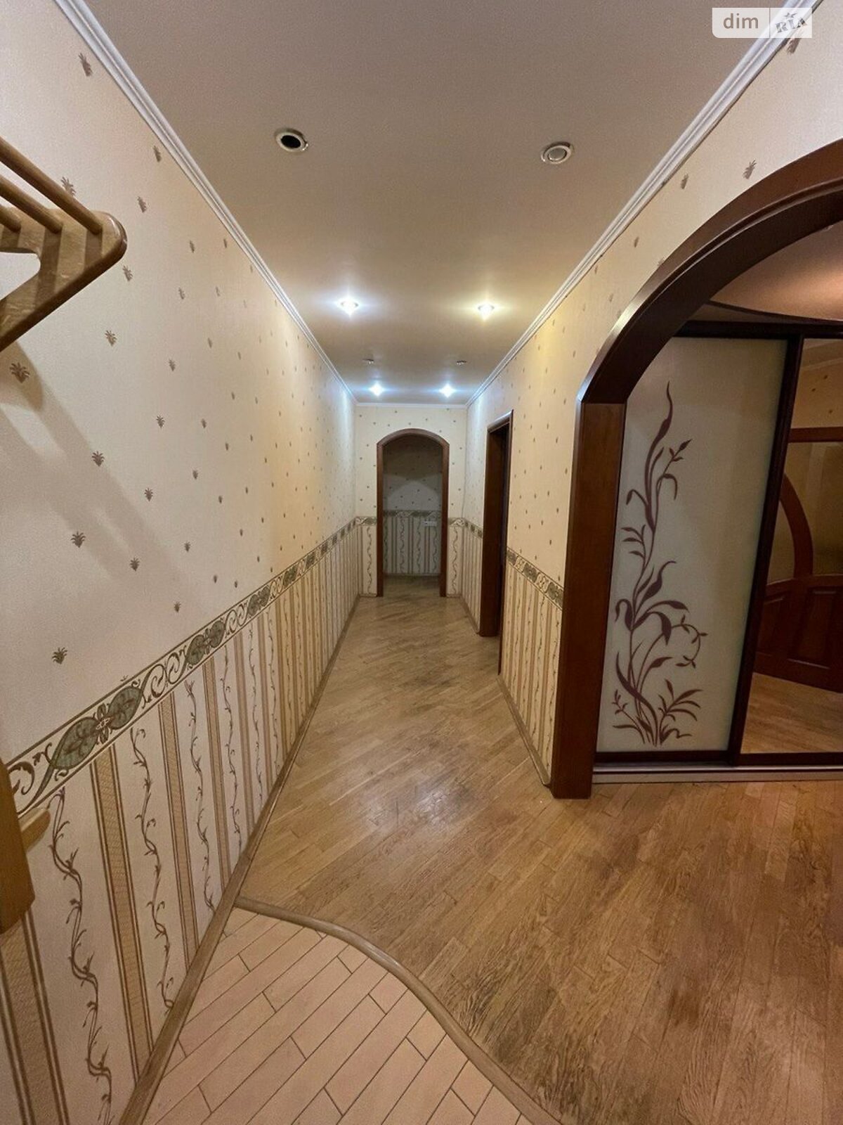 трикімнатна квартира з ремонтом в Києві, район Виноградар, на просп. Гонгадзе Георгія 18З в довготривалу оренду помісячно фото 1 трикімнатна квартира з ремонтом в Києві, район Виноградар, на просп. Гонгадзе Георгія 18З в довготривалу оренду помісячно фото 1