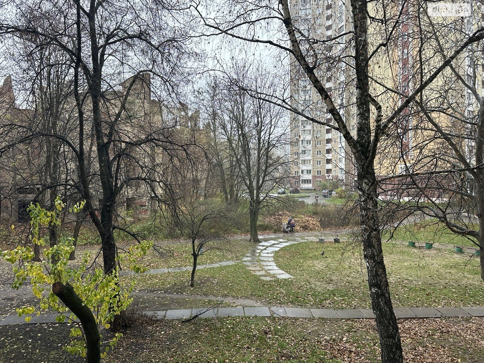 трикімнатна квартира в Києві, район Виноградар, на просп. Гонгадзе Георгія 20Б в довготривалу оренду помісячно фото 1 трикімнатна квартира в Києві, район Виноградар, на просп. Гонгадзе Георгія 20Б в довготривалу оренду помісячно фото 1