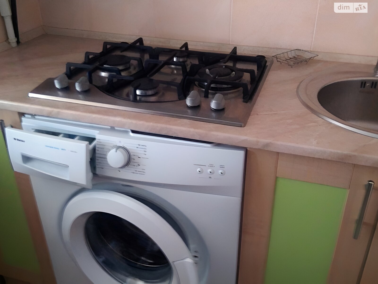 однокімнатна квартира в Києві, район Виноградар, на пров. Межовий 3А в довготривалу оренду помісячно фото 1 однокімнатна квартира в Києві, район Виноградар, на пров. Межовий 3А в довготривалу оренду помісячно фото 1