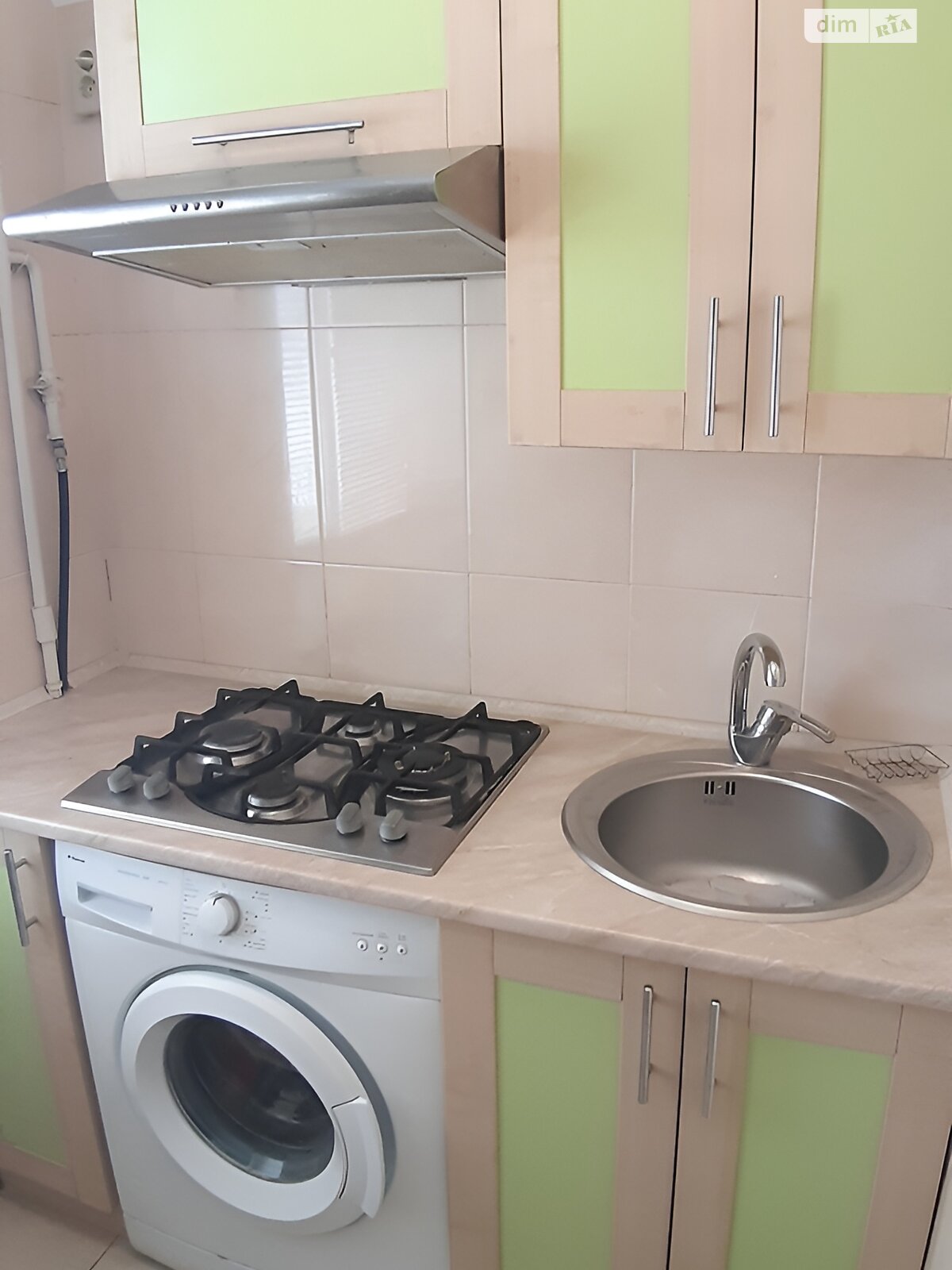 однокімнатна квартира в Києві, район Виноградар, на пров. Межовий 3А в довготривалу оренду помісячно фото 1 однокімнатна квартира в Києві, район Виноградар, на пров. Межовий 3А в довготривалу оренду помісячно фото 1