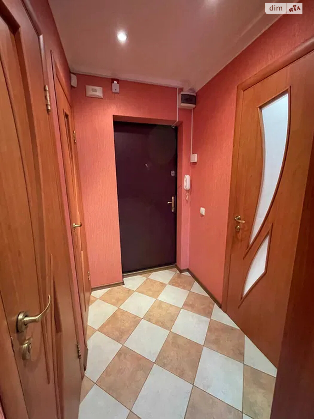 однокімнатна квартира в Києві, район Виноградар, на пров. Межовий 5 в довготривалу оренду помісячно фото 1 однокімнатна квартира в Києві, район Виноградар, на пров. Межовий 5 в довготривалу оренду помісячно фото 1
