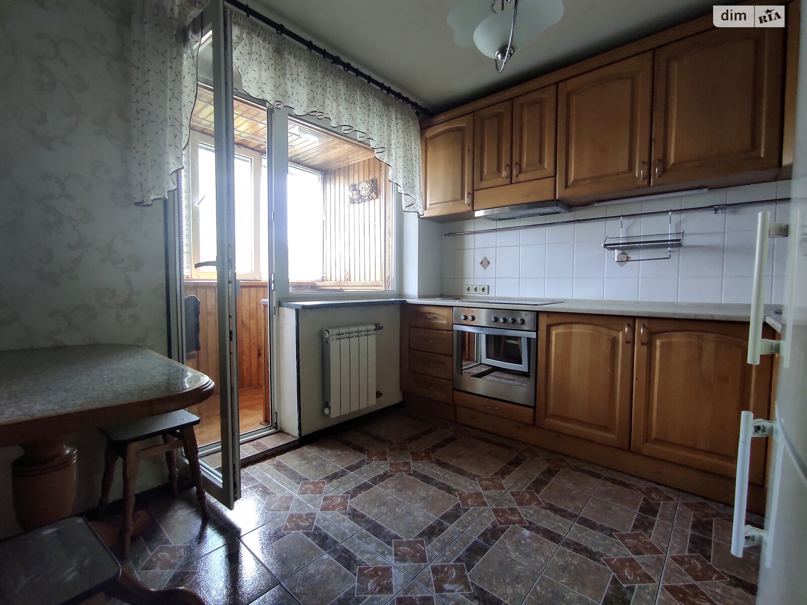 трикімнатна квартира в Києві, район Виноградар, на просп. Свободи 30А в довготривалу оренду помісячно фото 1 трикімнатна квартира в Києві, район Виноградар, на просп. Свободи 30А в довготривалу оренду помісячно фото 1
