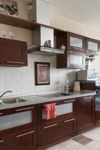 двокімнатна квартира в Києві, на вул. Вишняківська 8А в довготривалу оренду помісячно фото 2