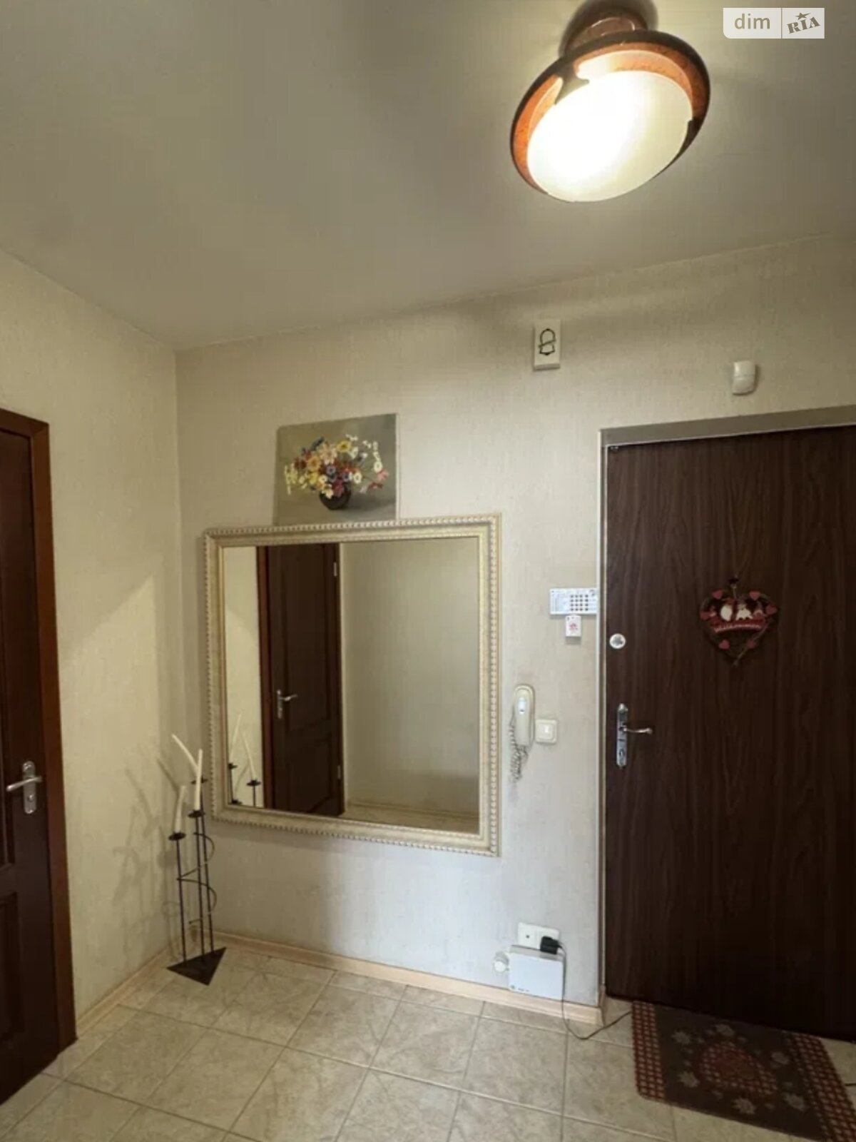двокімнатна квартира в Києві, на вул. Вишняківська 8А в довготривалу оренду помісячно фото 1 двокімнатна квартира в Києві, на вул. Вишняківська 8А в довготривалу оренду помісячно фото 1