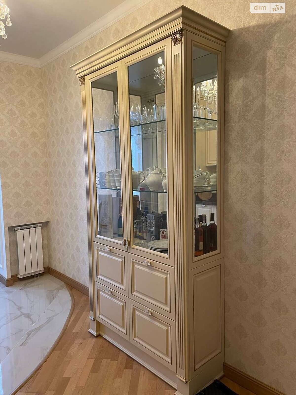 трикімнатна квартира в Києві, на просп. Володимира Івасюка 2Г корпус 2 в довготривалу оренду помісячно фото 1 трикімнатна квартира в Києві, на просп. Володимира Івасюка 2Г корпус 2 в довготривалу оренду помісячно фото 1
