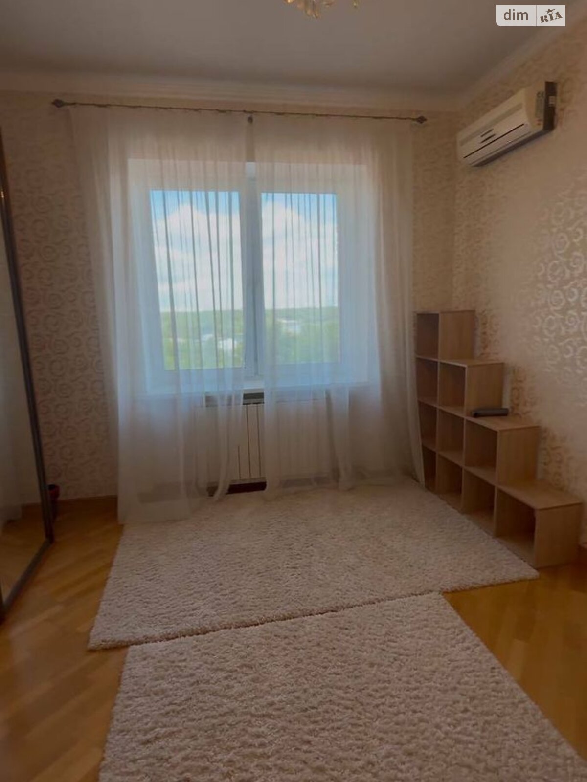 трикімнатна квартира в Києві, на просп. Володимира Івасюка 2Г корпус 2 в довготривалу оренду помісячно фото 1 трикімнатна квартира в Києві, на просп. Володимира Івасюка 2Г корпус 2 в довготривалу оренду помісячно фото 1
