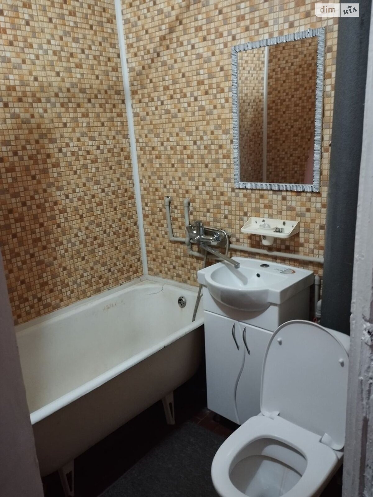 двухкомнатная квартира в Киеве, район Воскресенка, на ул. Евстафия Дашкевича 5Б в аренду на долгий срок помесячно фото 1