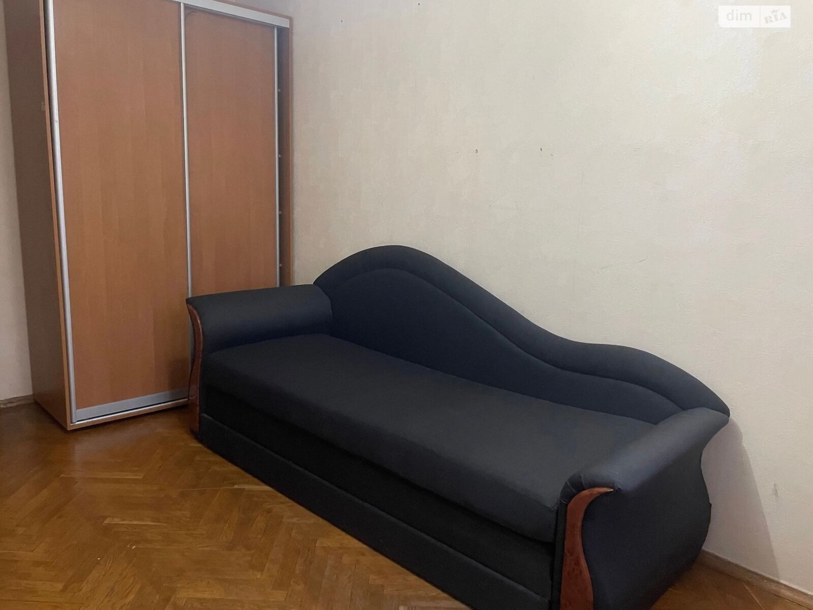 трикімнатна квартира в Києві, район Воскресенка, на вул. Миколи Кибальчича 3Б в довготривалу оренду помісячно фото 1 трикімнатна квартира в Києві, район Воскресенка, на вул. Миколи Кибальчича 3Б в довготривалу оренду помісячно фото 1