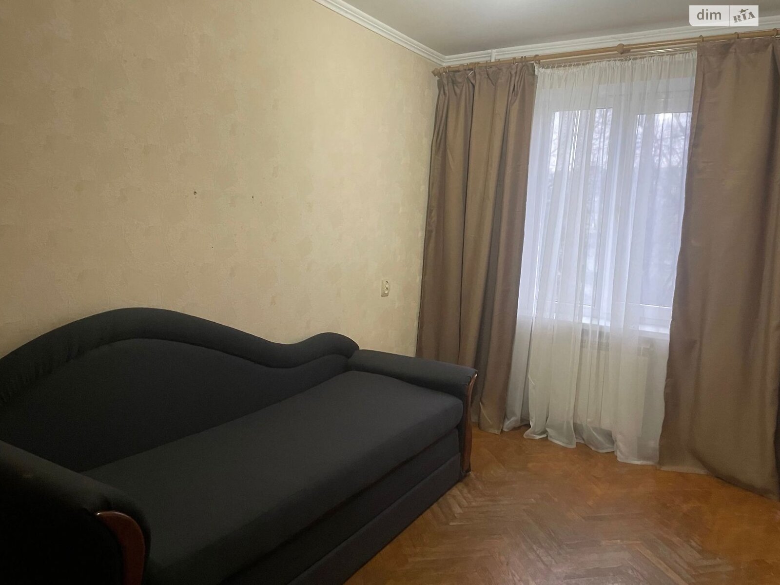 трикімнатна квартира в Києві, район Воскресенка, на вул. Миколи Кибальчича 3Б в довготривалу оренду помісячно фото 1 трикімнатна квартира в Києві, район Воскресенка, на вул. Миколи Кибальчича 3Б в довготривалу оренду помісячно фото 1