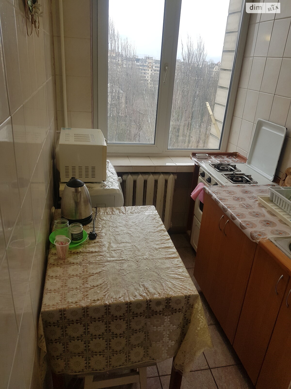 однокімнатна квартира в Києві, район Воскресенка, на вул. Чорних Запорожців 15Б в довготривалу оренду помісячно фото 1 однокімнатна квартира в Києві, район Воскресенка, на вул. Чорних Запорожців 15Б в довготривалу оренду помісячно фото 1