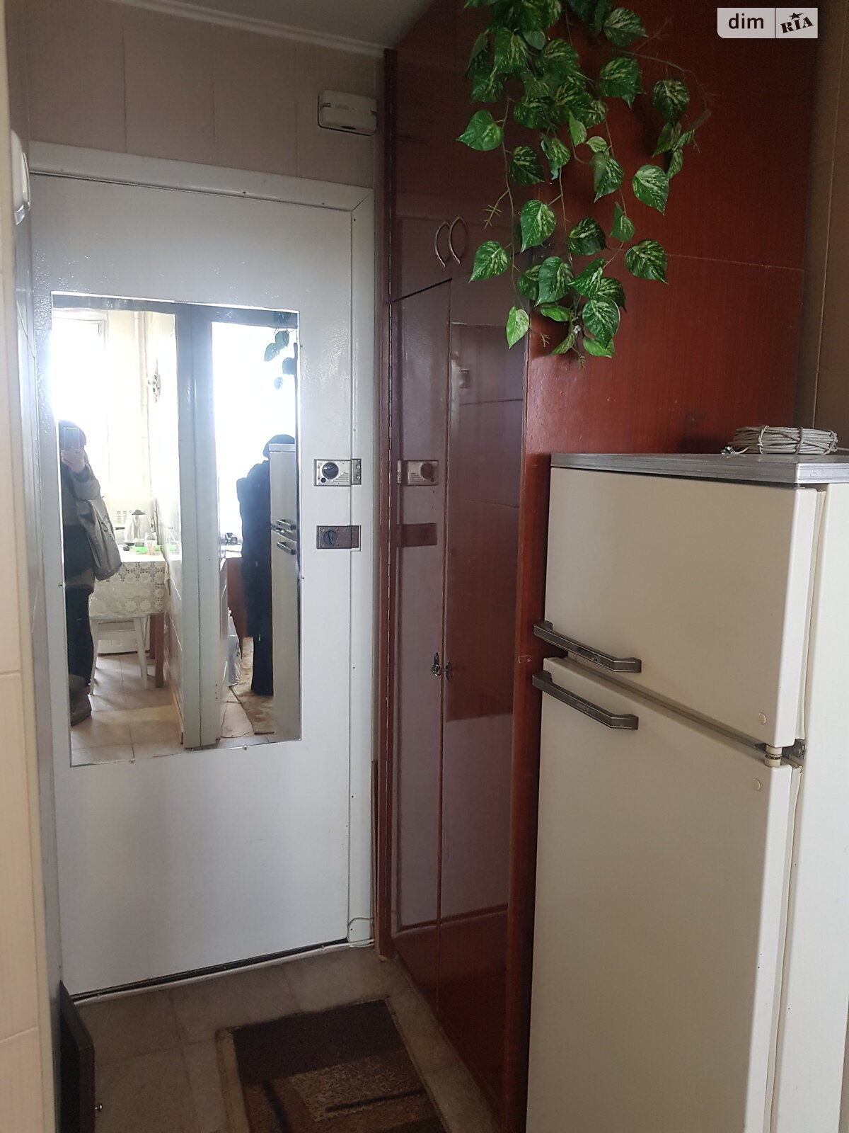 однокімнатна квартира в Києві, район Воскресенка, на вул. Чорних Запорожців 15Б в довготривалу оренду помісячно фото 1 однокімнатна квартира в Києві, район Воскресенка, на вул. Чорних Запорожців 15Б в довготривалу оренду помісячно фото 1