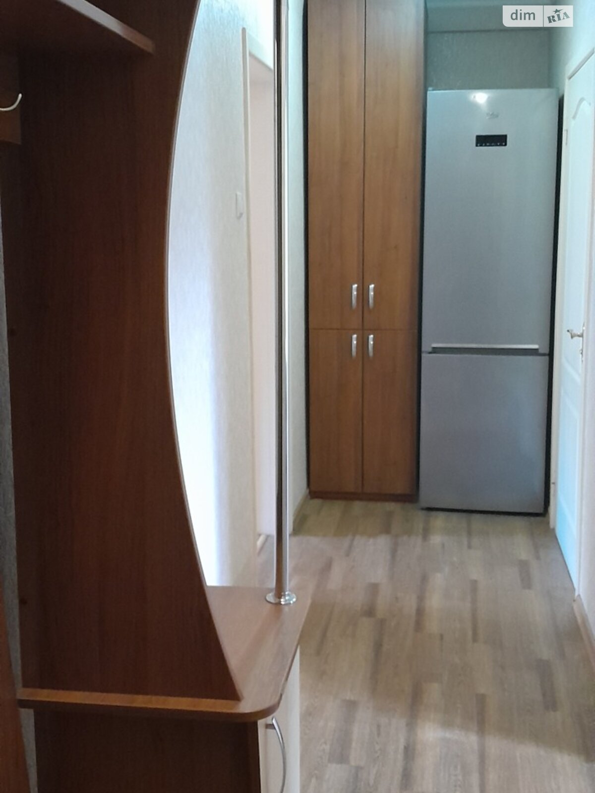 двокімнатна квартира в Києві, район Воскресенка, на вул. Чорних Запорожців 11Б в довготривалу оренду помісячно фото 1 двокімнатна квартира в Києві, район Воскресенка, на вул. Чорних Запорожців 11Б в довготривалу оренду помісячно фото 1