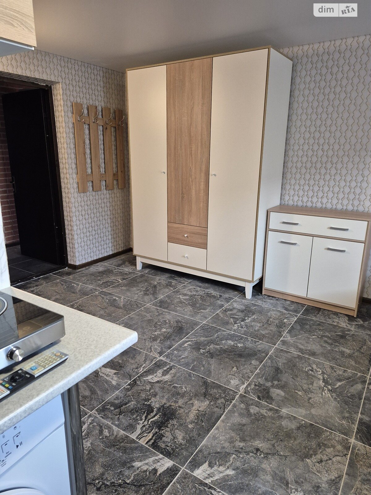 однокомнатная квартира в Киеве, район Воскресные сады, на ул. Песчаная 38 в аренду на долгий срок помесячно фото 1