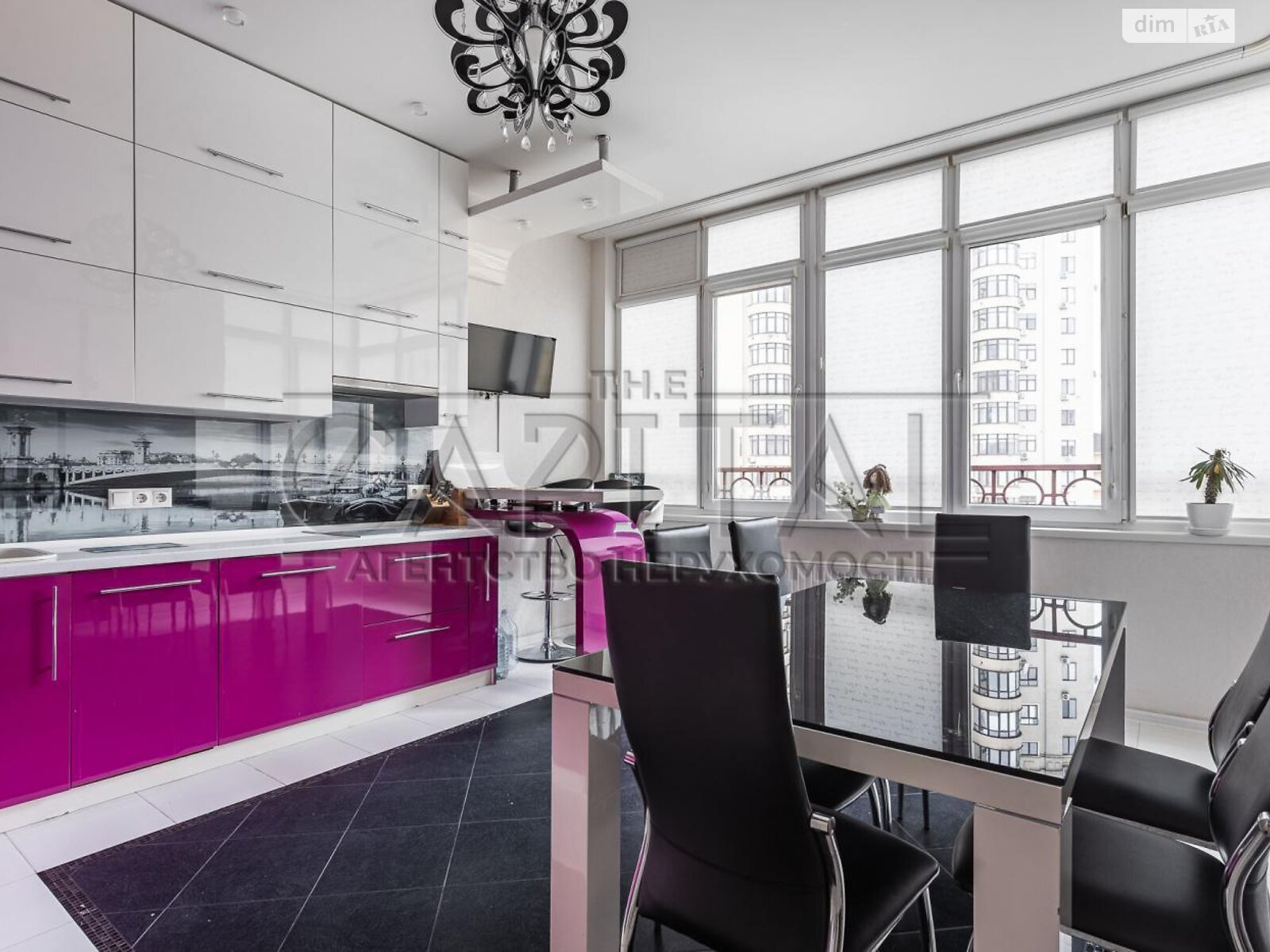 трехкомнатная квартира в Киеве, район Шевченковский, на ул. Вячеслава Черновола 29А в аренду на долгий срок помесячно фото 1 трехкомнатная квартира в Киеве, район Шевченковский, на ул. Вячеслава Черновола 29А в аренду на долгий срок помесячно фото 1