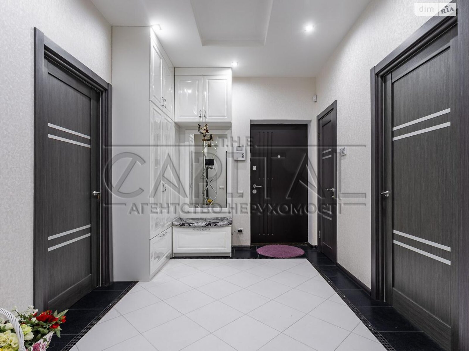 трехкомнатная квартира в Киеве, район Шевченковский, на ул. Вячеслава Черновола 29А в аренду на долгий срок помесячно фото 1 трехкомнатная квартира в Киеве, район Шевченковский, на ул. Вячеслава Черновола 29А в аренду на долгий срок помесячно фото 1