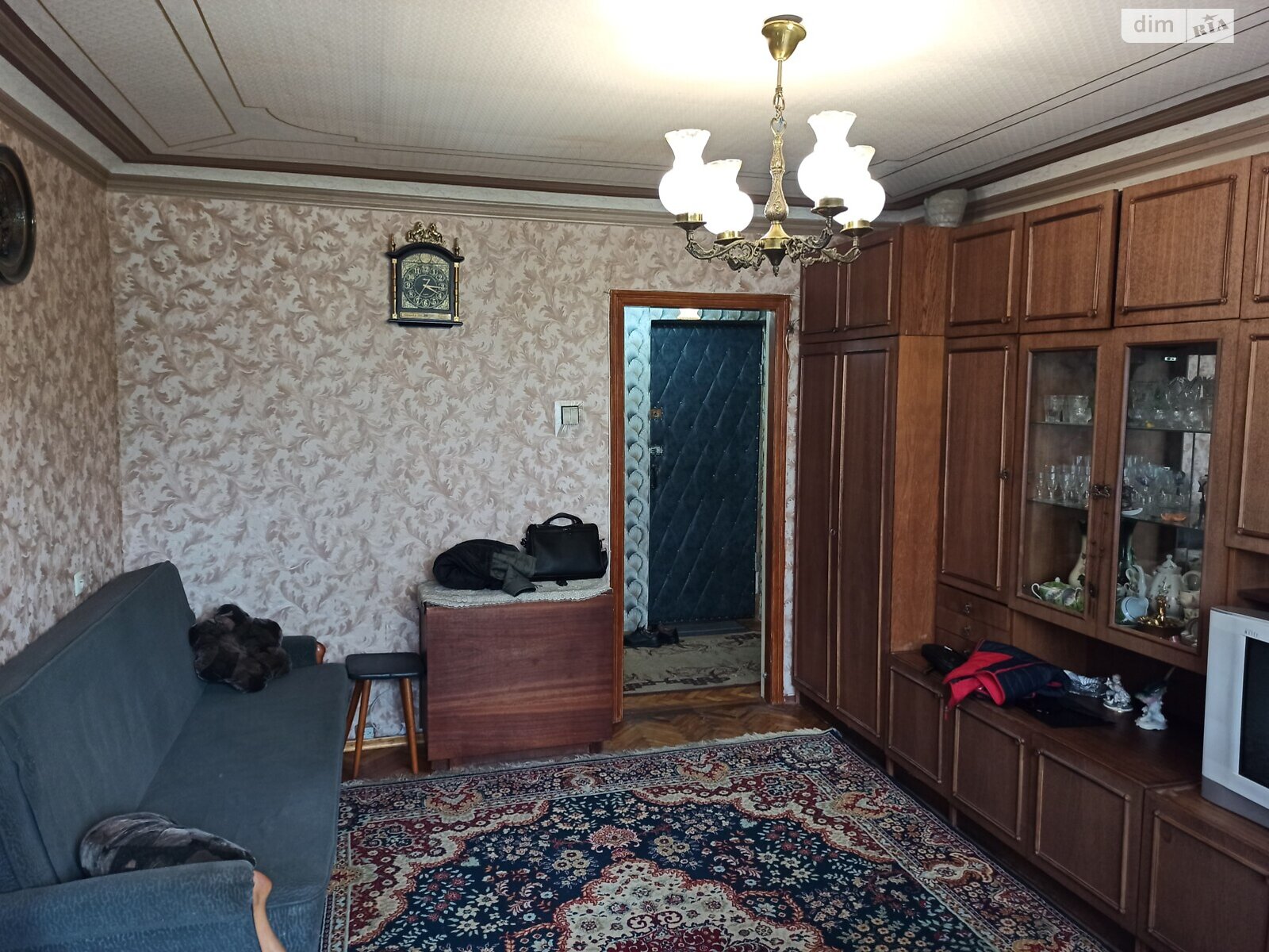трехкомнатная квартира в Киеве, район Вышгородский Массив, на ул. Александра Попова 8 в аренду на долгий срок помесячно фото 1 трехкомнатная квартира в Киеве, район Вышгородский Массив, на ул. Александра Попова 8 в аренду на долгий срок помесячно фото 1