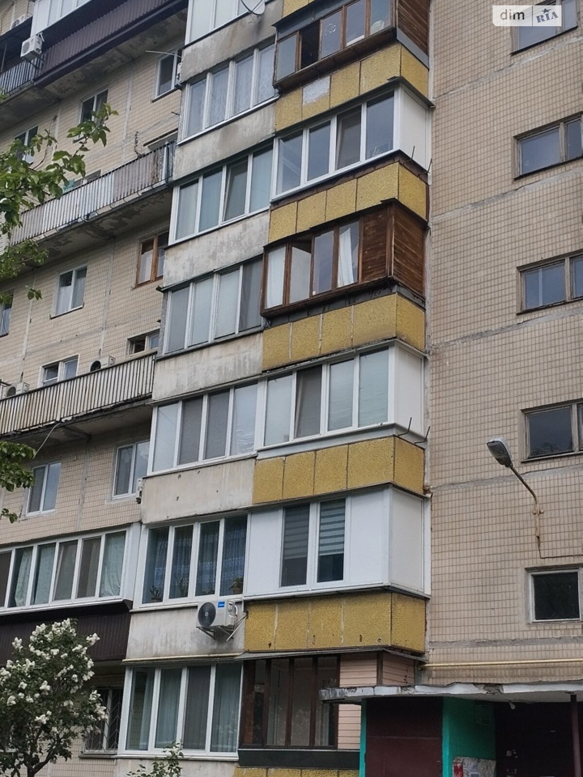 двухкомнатная квартира в Киеве, район Вышгородский Массив, на ул. Автозаводская 27, кв. 107 в аренду на долгий срок помесячно фото 1 двухкомнатная квартира в Киеве, район Вышгородский Массив, на ул. Автозаводская 27, кв. 107 в аренду на долгий срок помесячно фото 1