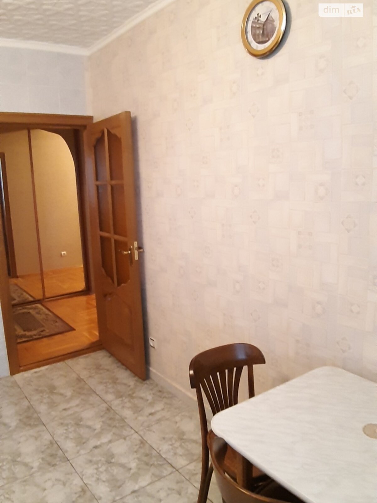 трикімнатна квартира в Києві, район Вишгородський Масив, на вул. Автозаводська 99/4 в довготривалу оренду помісячно фото 1 трикімнатна квартира в Києві, район Вишгородський Масив, на вул. Автозаводська 99/4 в довготривалу оренду помісячно фото 1