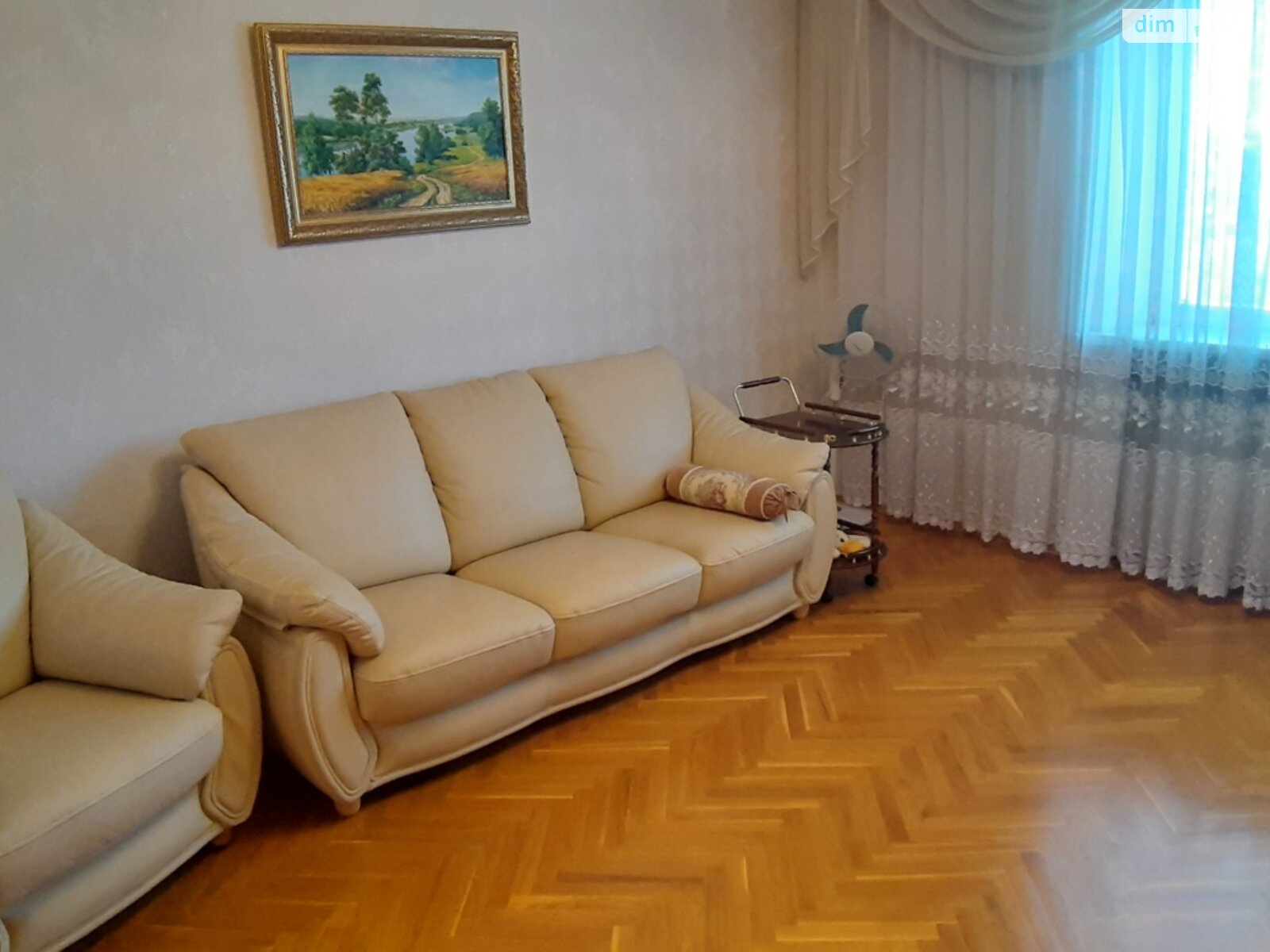 трикімнатна квартира в Києві, район Вишгородський Масив, на вул. Автозаводська 99/4 в довготривалу оренду помісячно фото 1 трикімнатна квартира в Києві, район Вишгородський Масив, на вул. Автозаводська 99/4 в довготривалу оренду помісячно фото 1
