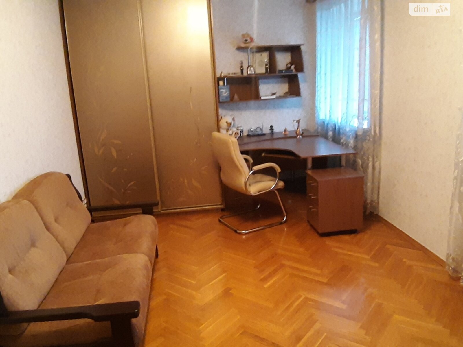 трикімнатна квартира в Києві, район Вишгородський Масив, на вул. Автозаводська 99/4 в довготривалу оренду помісячно фото 1 трикімнатна квартира в Києві, район Вишгородський Масив, на вул. Автозаводська 99/4 в довготривалу оренду помісячно фото 1