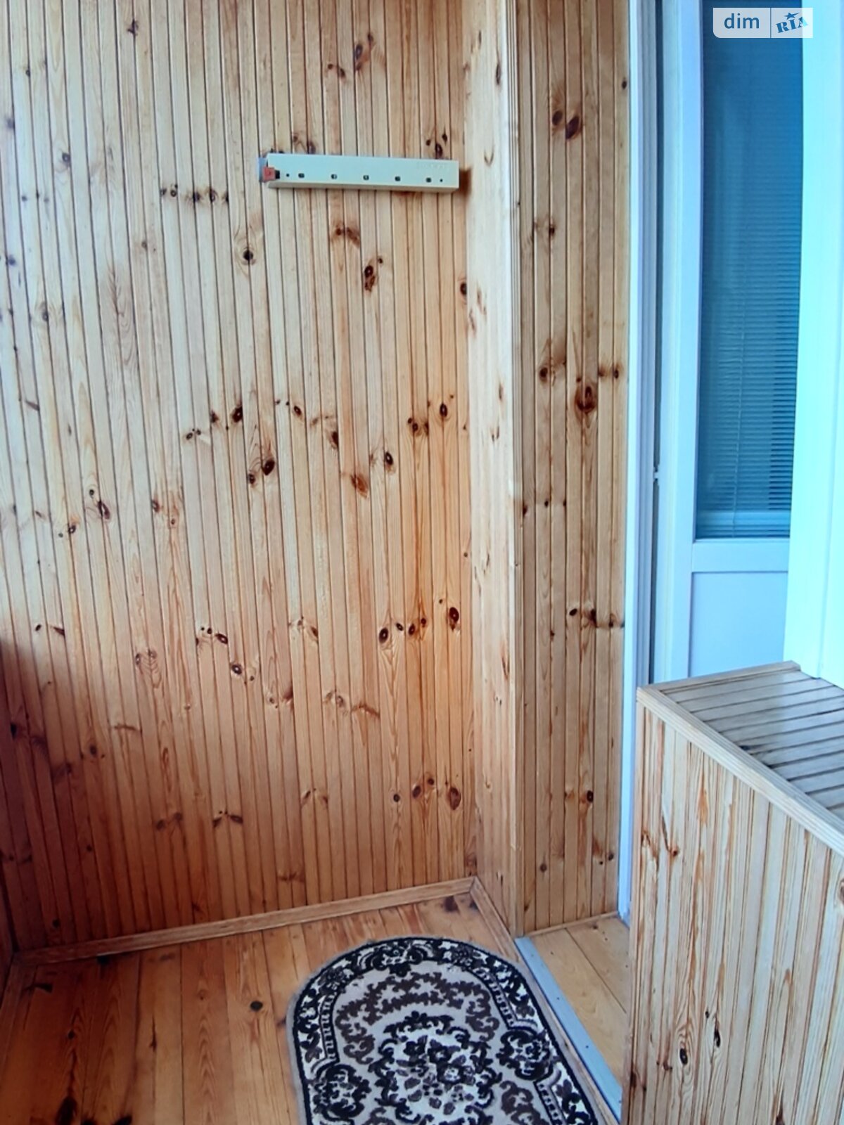 трикімнатна квартира в Києві, район Вишгородський Масив, на вул. Автозаводська 99/4 в довготривалу оренду помісячно фото 1 трикімнатна квартира в Києві, район Вишгородський Масив, на вул. Автозаводська 99/4 в довготривалу оренду помісячно фото 1
