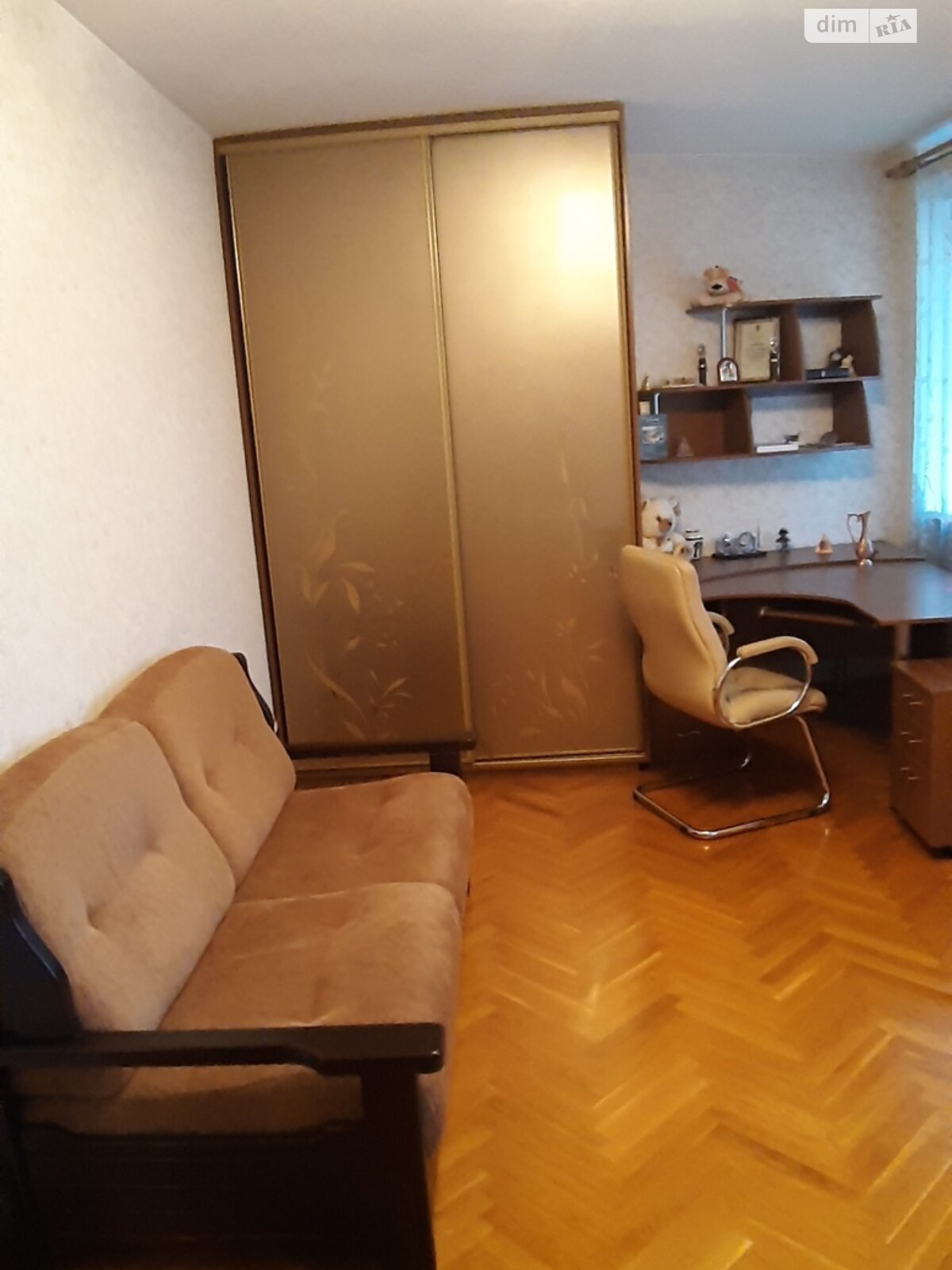 трикімнатна квартира в Києві, район Вишгородський Масив, на вул. Автозаводська 99/4 в довготривалу оренду помісячно фото 1 трикімнатна квартира в Києві, район Вишгородський Масив, на вул. Автозаводська 99/4 в довготривалу оренду помісячно фото 1