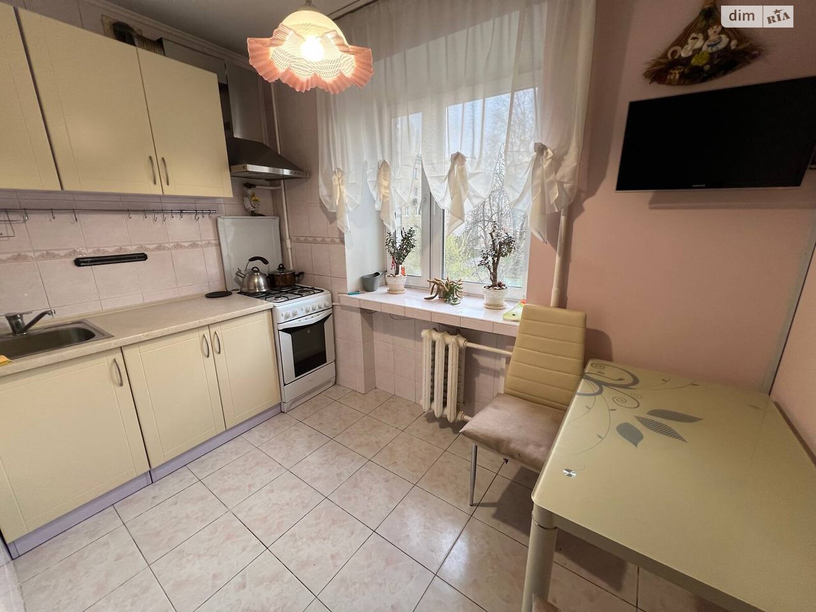 двокімнатна квартира в Києві, район Вишгородський Масив, на вул. Автозаводська 11 в довготривалу оренду помісячно фото 1