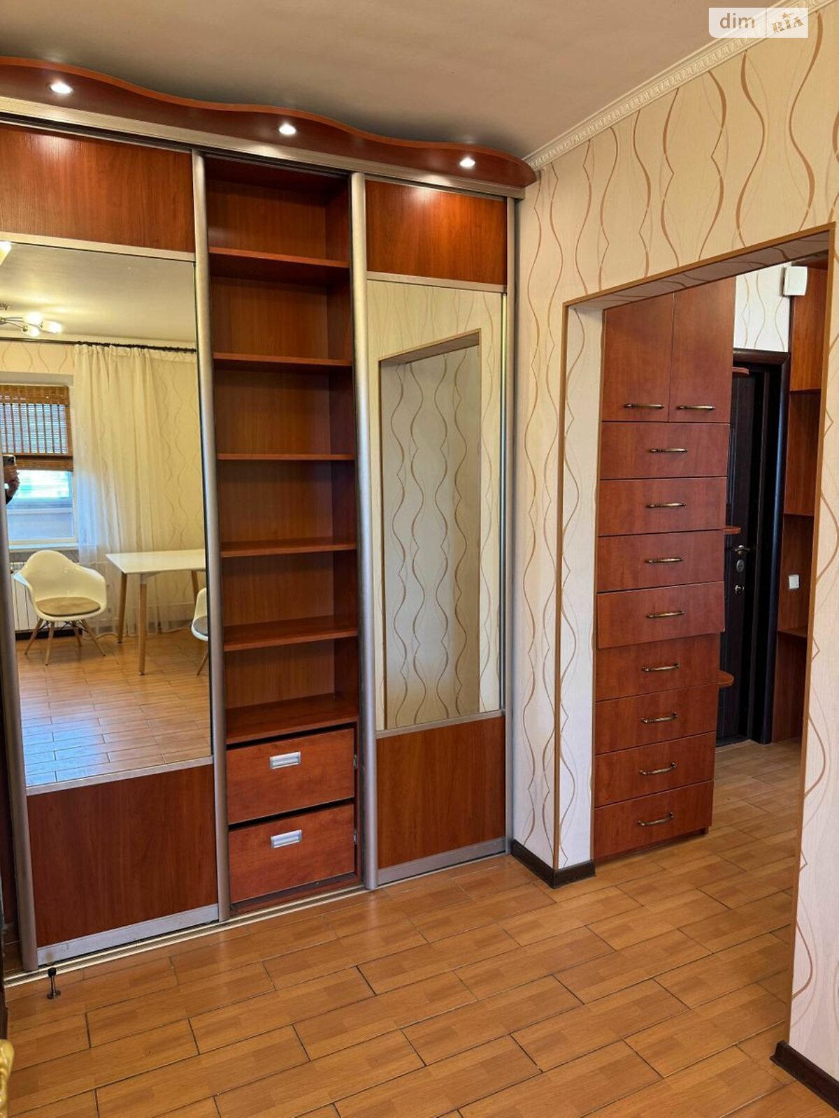 двокімнатна квартира в Києві, район Вишгородський Масив, на вул. Автозаводська 81 в довготривалу оренду помісячно фото 1 двокімнатна квартира в Києві, район Вишгородський Масив, на вул. Автозаводська 81 в довготривалу оренду помісячно фото 1