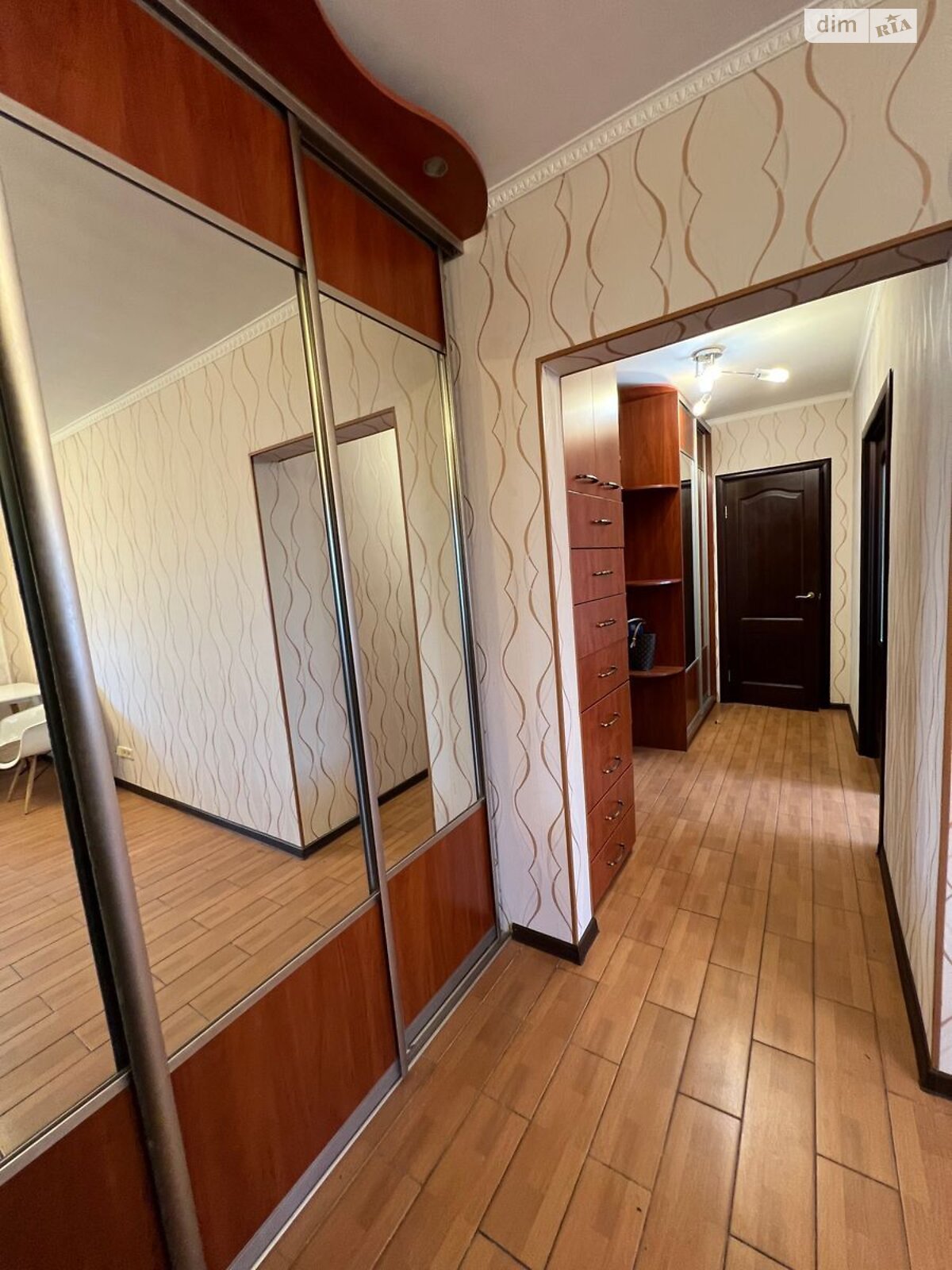 двокімнатна квартира в Києві, район Вишгородський Масив, на вул. Автозаводська 81 в довготривалу оренду помісячно фото 1 двокімнатна квартира в Києві, район Вишгородський Масив, на вул. Автозаводська 81 в довготривалу оренду помісячно фото 1