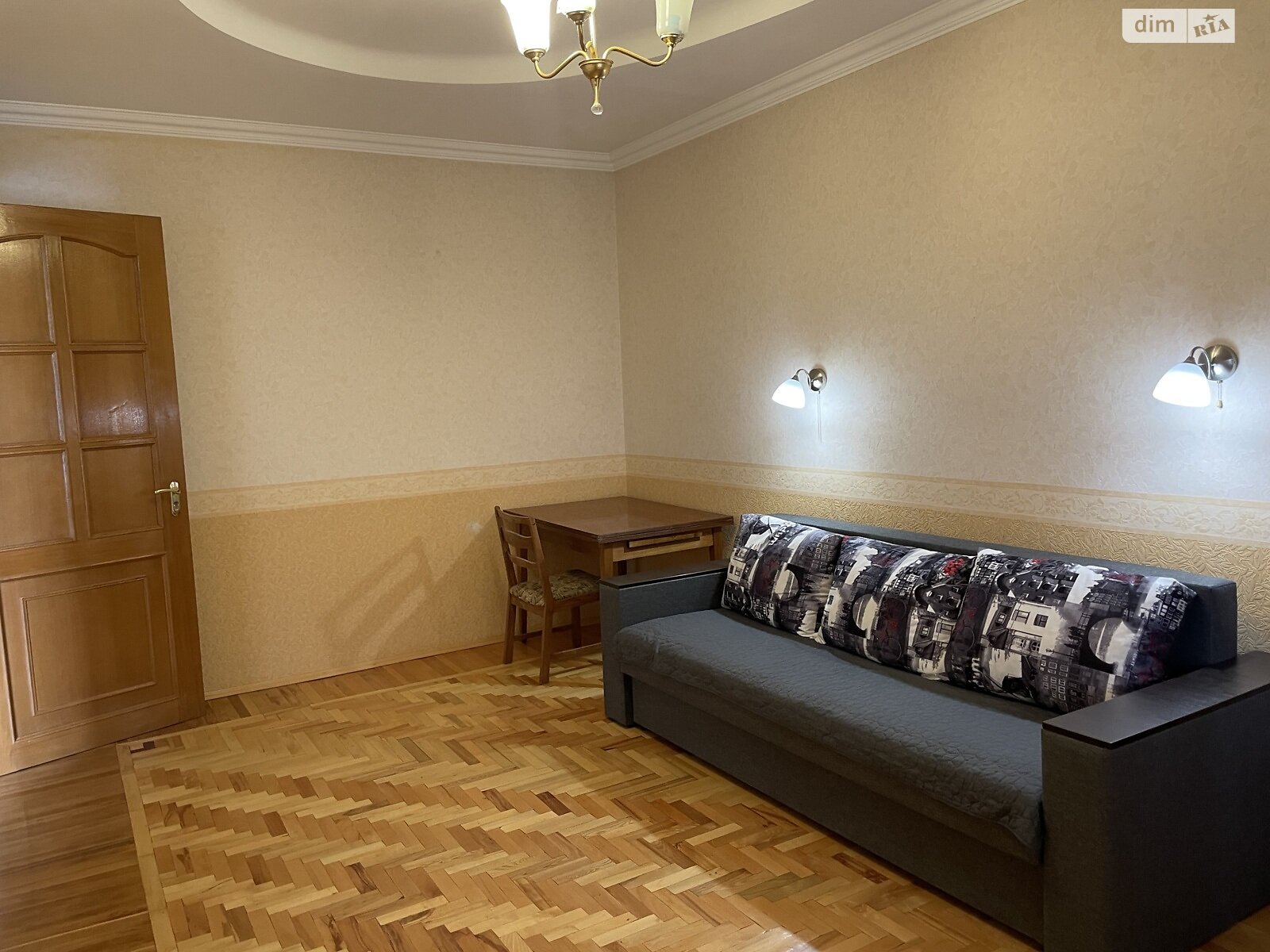 трикімнатна квартира з ремонтом в Києві, район Оболонський, на вул. Автозаводська 27В в довготривалу оренду помісячно фото 1 трикімнатна квартира з ремонтом в Києві, район Оболонський, на вул. Автозаводська 27В в довготривалу оренду помісячно фото 1