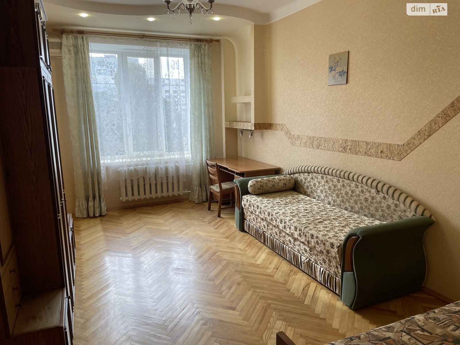 трикімнатна квартира з ремонтом в Києві, район Оболонський, на вул. Автозаводська 27В в довготривалу оренду помісячно фото 1 трикімнатна квартира з ремонтом в Києві, район Оболонський, на вул. Автозаводська 27В в довготривалу оренду помісячно фото 1