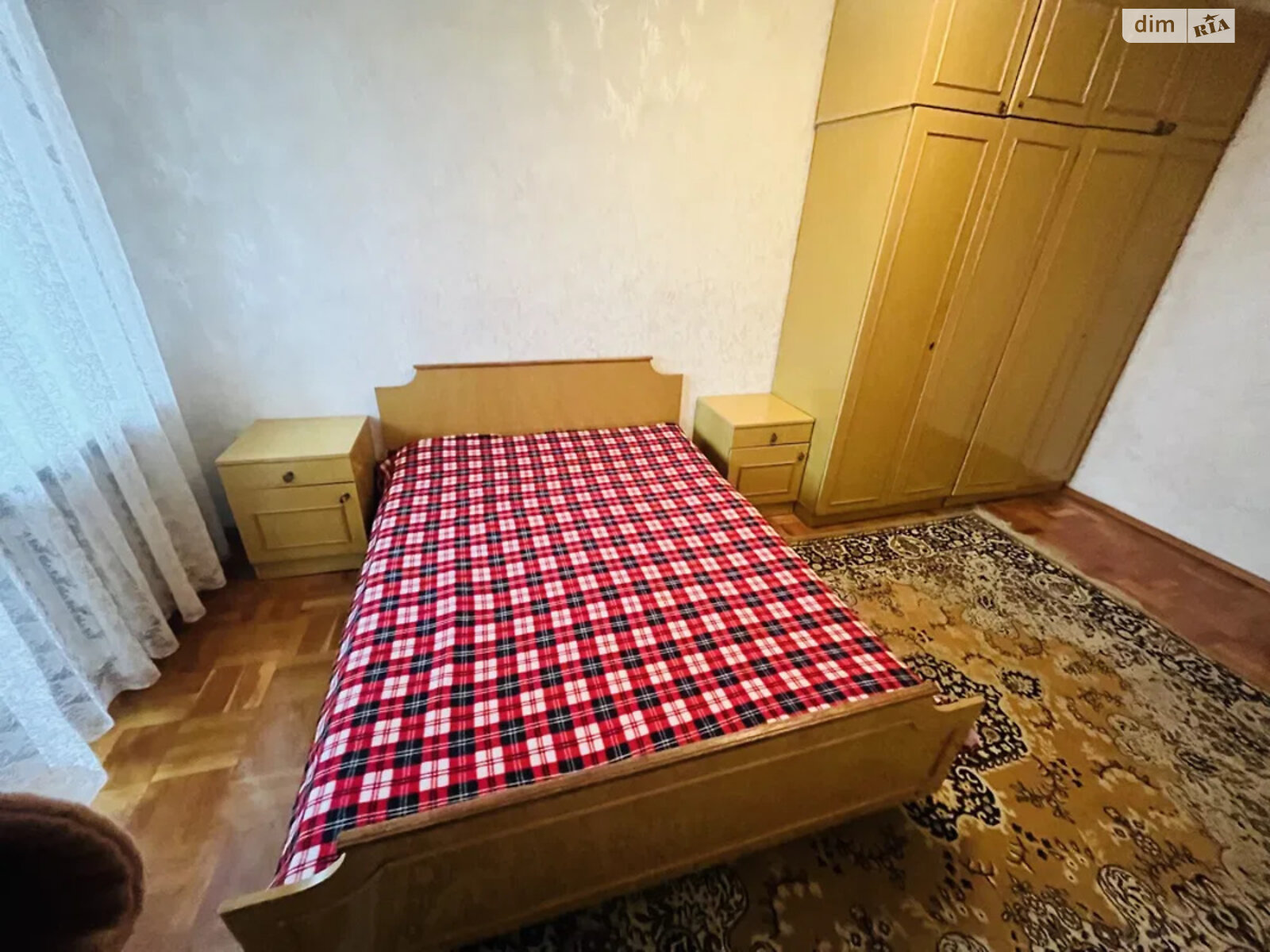 трикімнатна квартира в Києві, район Вишгородський Масив, на вул. Казанська 18 в довготривалу оренду помісячно фото 1 трикімнатна квартира в Києві, район Вишгородський Масив, на вул. Казанська 18 в довготривалу оренду помісячно фото 1