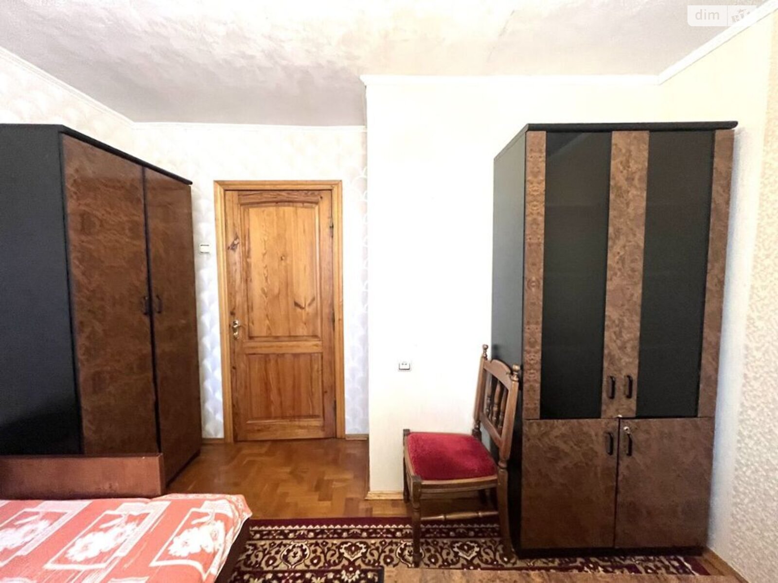 трикімнатна квартира в Києві, район Вишгородський Масив, на вул. Казанська 18 в довготривалу оренду помісячно фото 1 трикімнатна квартира в Києві, район Вишгородський Масив, на вул. Казанська 18 в довготривалу оренду помісячно фото 1