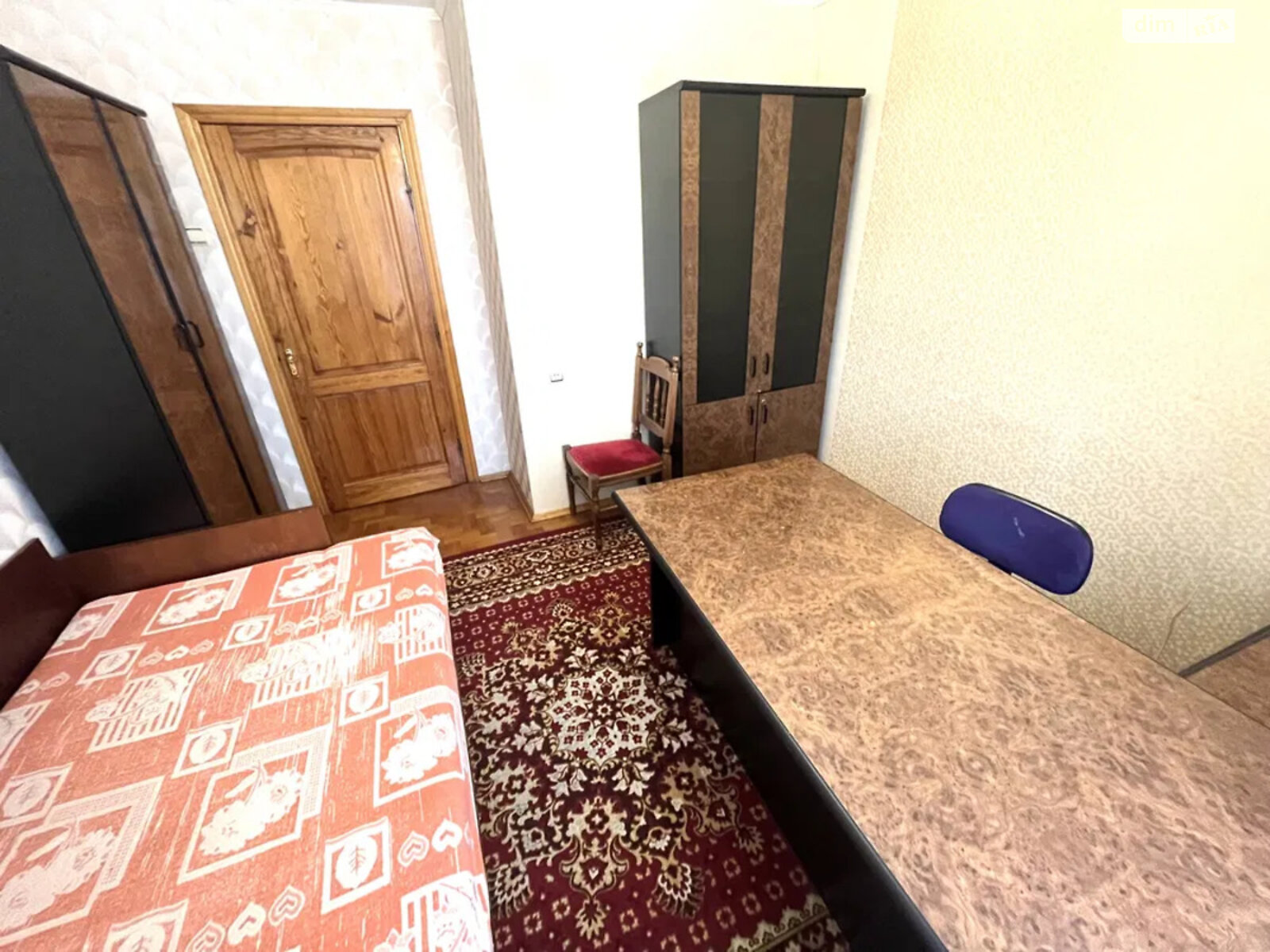 трикімнатна квартира в Києві, район Вишгородський Масив, на вул. Казанська 18 в довготривалу оренду помісячно фото 1 трикімнатна квартира в Києві, район Вишгородський Масив, на вул. Казанська 18 в довготривалу оренду помісячно фото 1