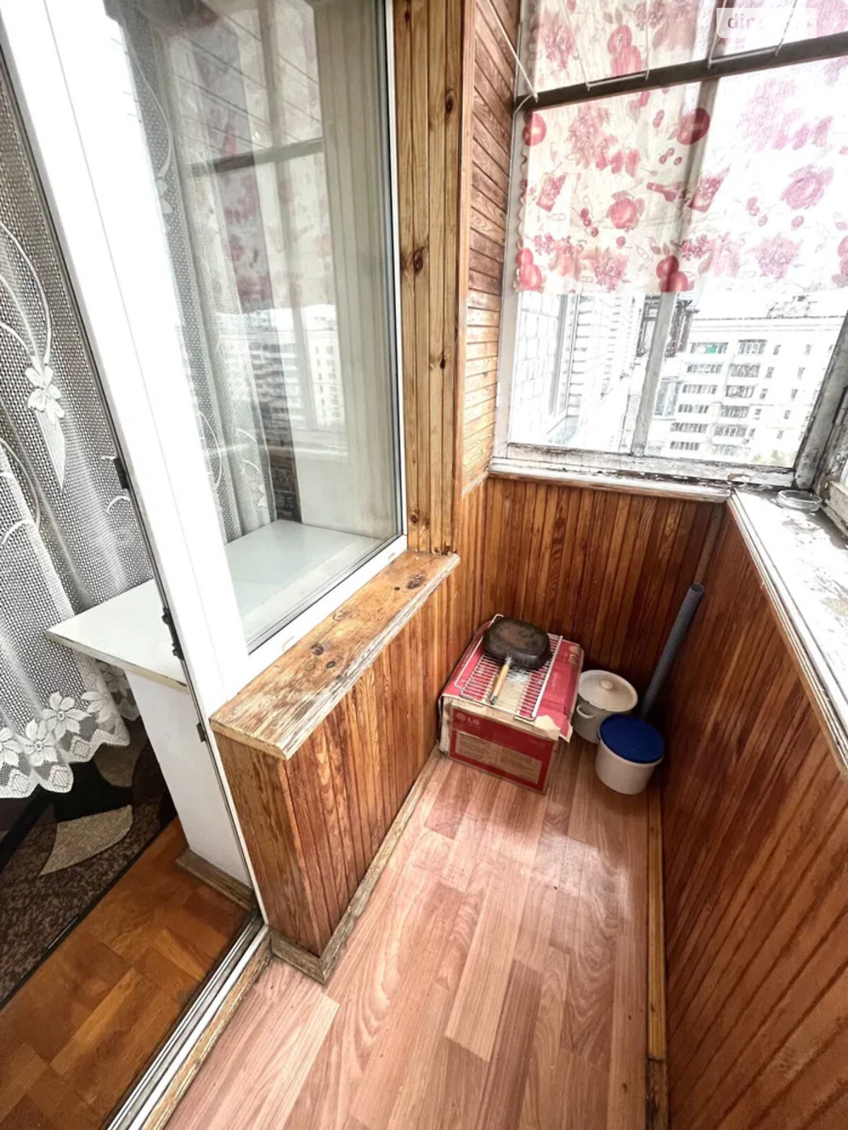 трикімнатна квартира в Києві, район Вишгородський Масив, на вул. Казанська 18 в довготривалу оренду помісячно фото 1 трикімнатна квартира в Києві, район Вишгородський Масив, на вул. Казанська 18 в довготривалу оренду помісячно фото 1