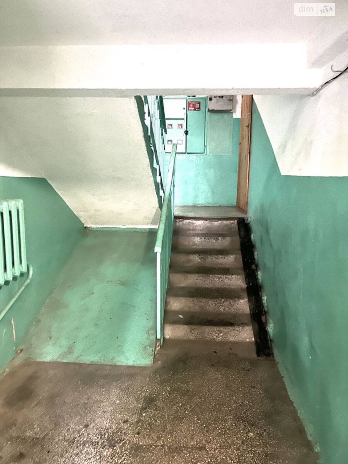 трикімнатна квартира в Києві, район Вишгородський Масив, на вул. Казанська 18 в довготривалу оренду помісячно фото 1 трикімнатна квартира в Києві, район Вишгородський Масив, на вул. Казанська 18 в довготривалу оренду помісячно фото 1