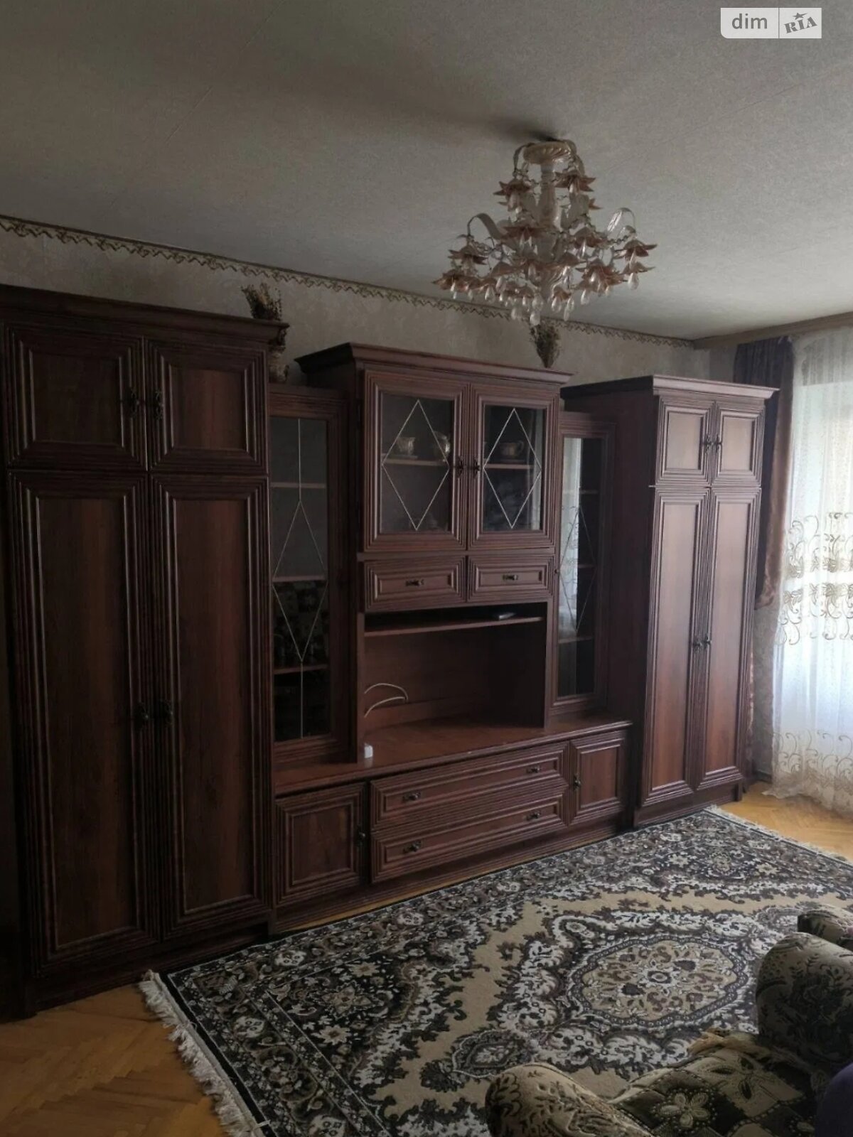 трехкомнатная квартира в Киеве, район Вышгородский Массив, на ул. Вышгородская 46Б в аренду на долгий срок помесячно фото 1 трехкомнатная квартира в Киеве, район Вышгородский Массив, на ул. Вышгородская 46Б в аренду на долгий срок помесячно фото 1