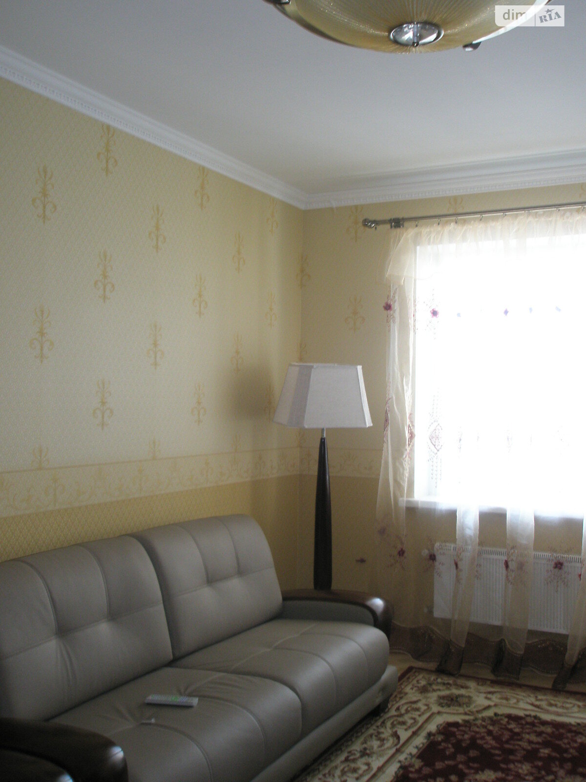 двокімнатна квартира в Києві, район Вишгородський Масив, на вул. Ярослава Івашкевича 3 в довготривалу оренду помісячно фото 1 двокімнатна квартира в Києві, район Вишгородський Масив, на вул. Ярослава Івашкевича 3 в довготривалу оренду помісячно фото 1