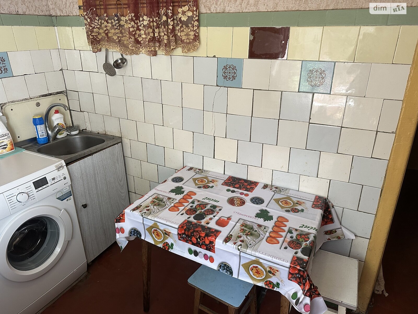 двокімнатна квартира з меблями в Києві, район Південна Борщагівка, на вул. Литвиненко-Вольгемут 1А в довготривалу оренду помісячно фото 1 двокімнатна квартира з меблями в Києві, район Південна Борщагівка, на вул. Литвиненко-Вольгемут 1А в довготривалу оренду помісячно фото 1