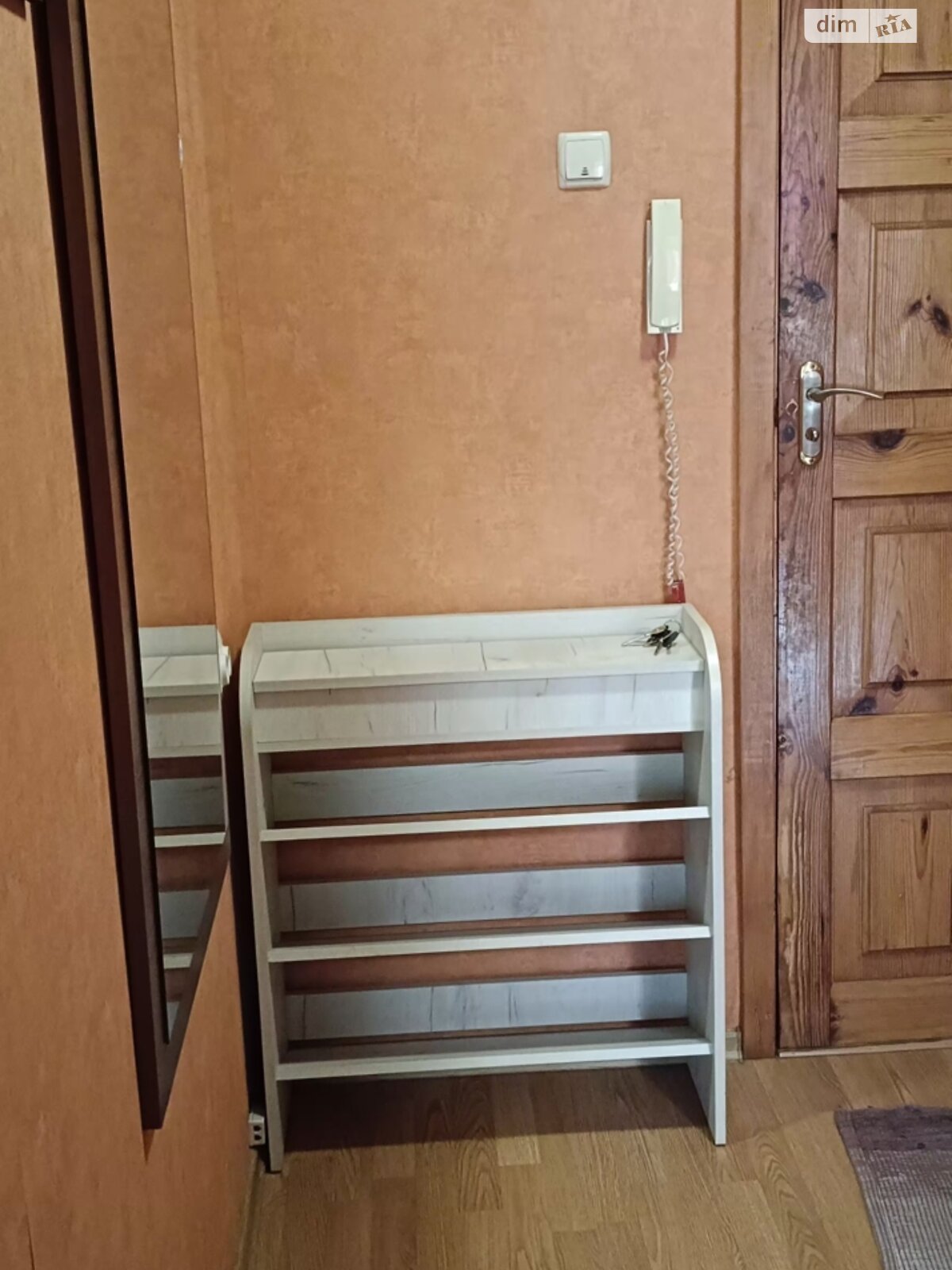 однокімнатна квартира в Києві, район Південна Борщагівка, на вул. Симиренка 7А в довготривалу оренду помісячно фото 1 однокімнатна квартира в Києві, район Південна Борщагівка, на вул. Симиренка 7А в довготривалу оренду помісячно фото 1